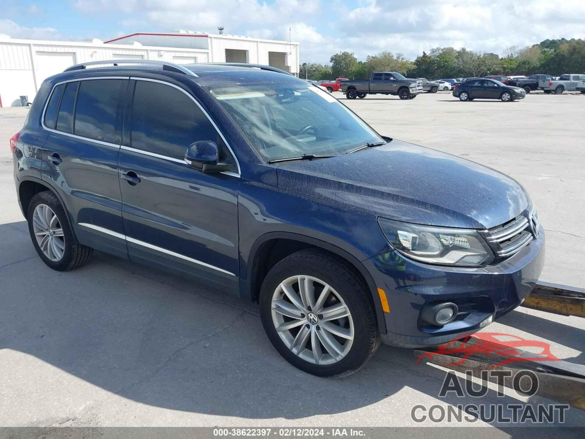 VOLKSWAGEN TIGUAN 2016 - WVGAV7AX1GW564883