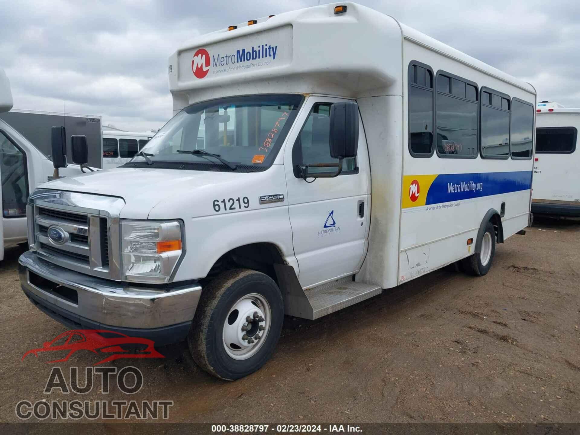 FORD E-450 CUTAWAY 2016 - 1FDFE4FS2GDC39544