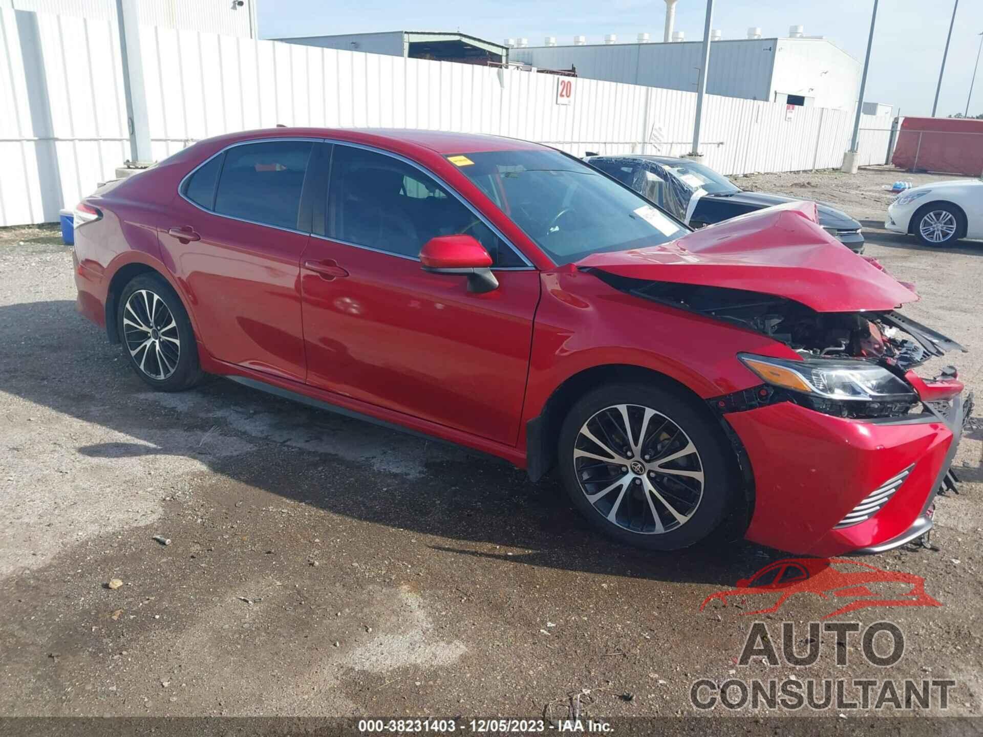 TOYOTA CAMRY 2020 - 4T1G11AK6LU394288