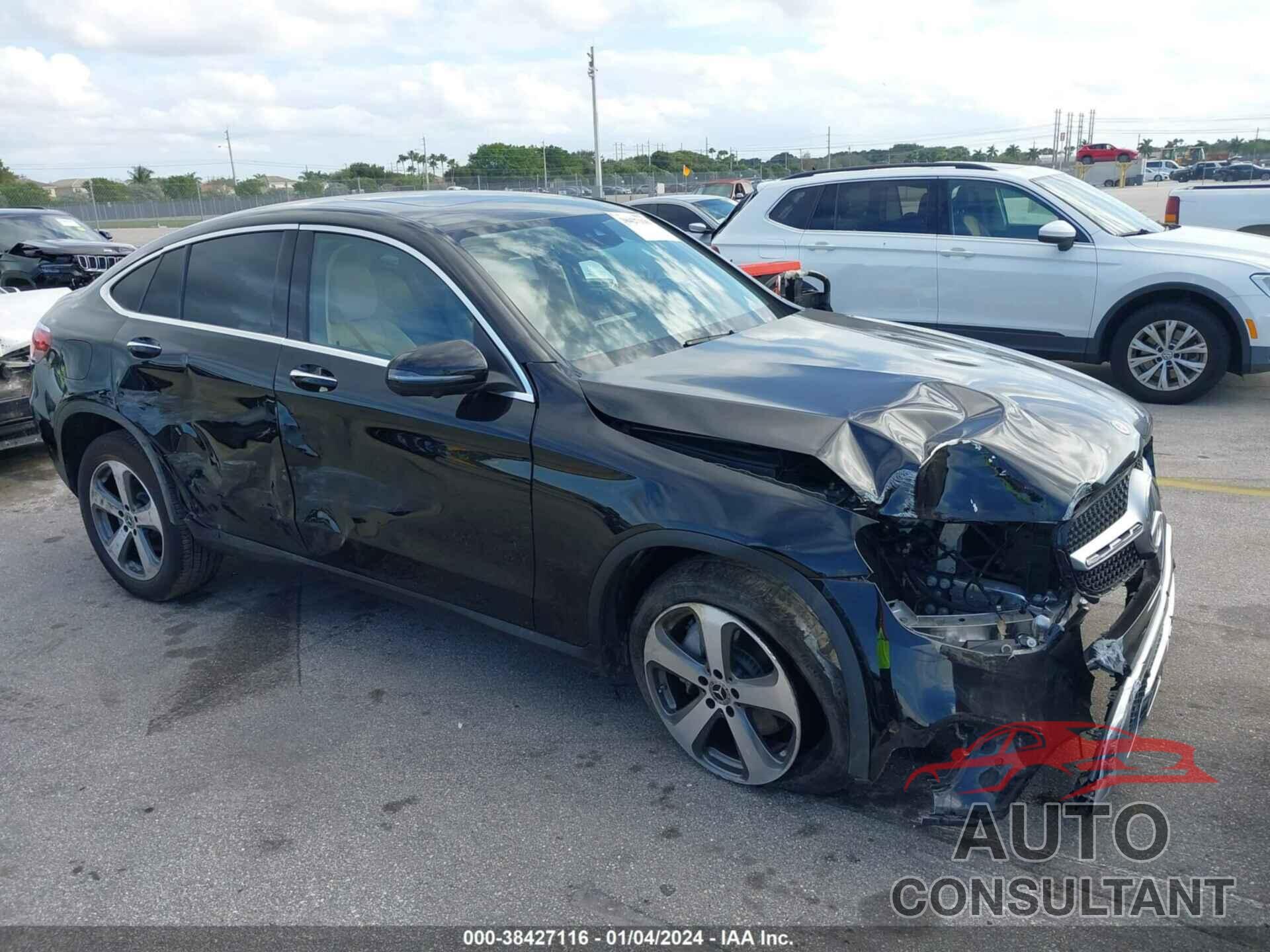 MERCEDES-BENZ GLC 300 2023 - W1N0J8EB9PG168736