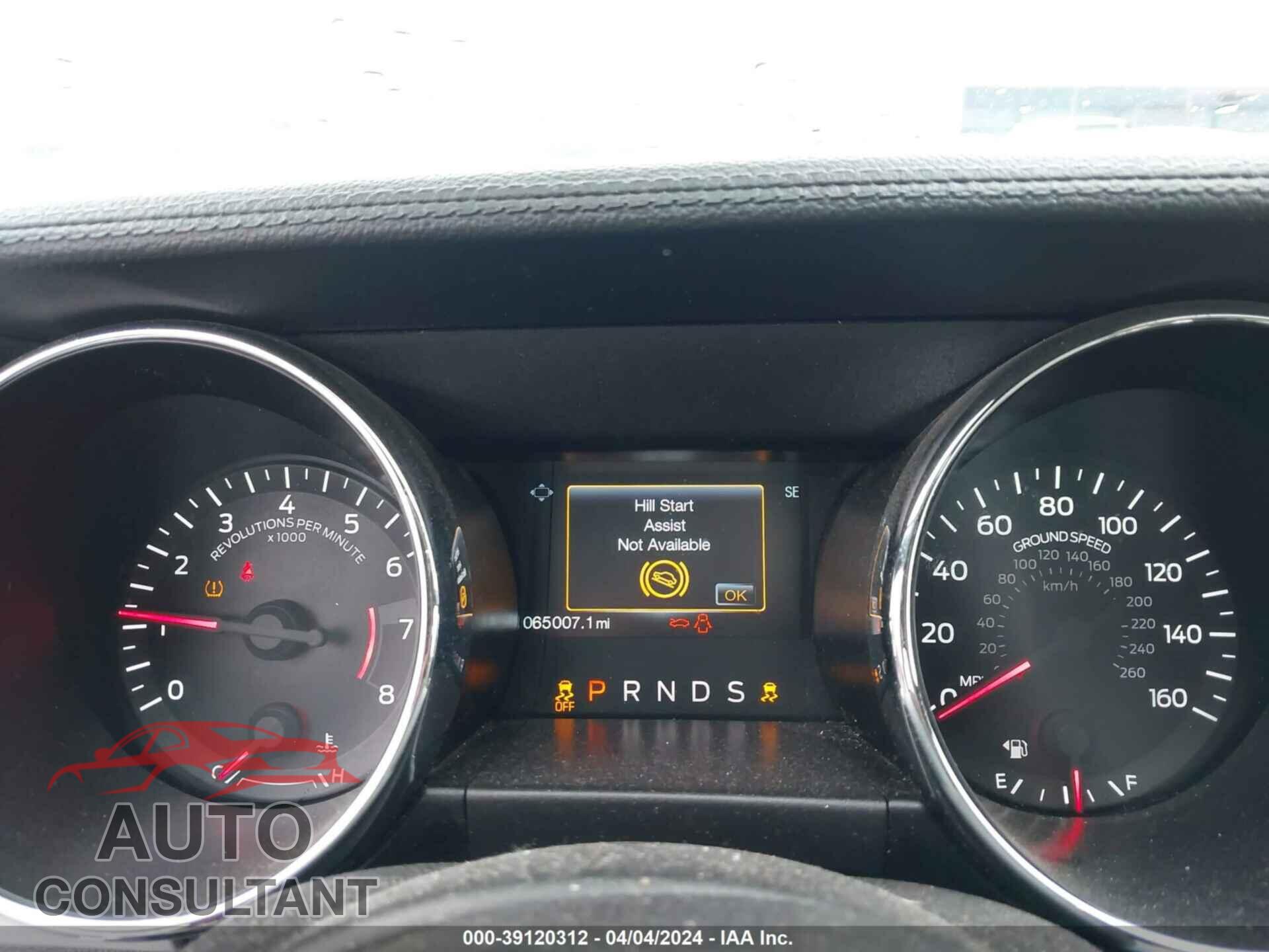 FORD MUSTANG 2017 - 1FATP8UH2H5252764
