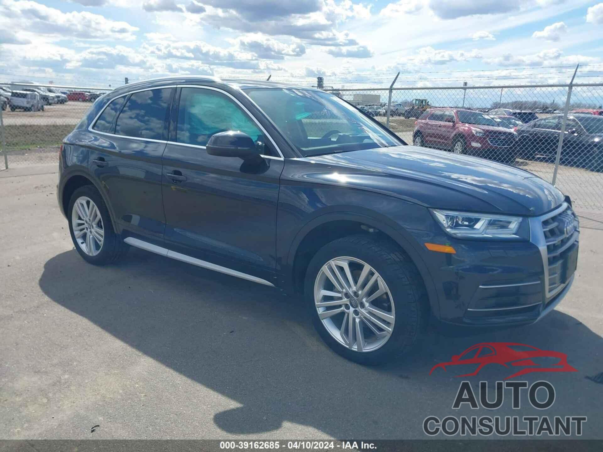 AUDI Q5 2018 - WA1BNAFY8J2195598