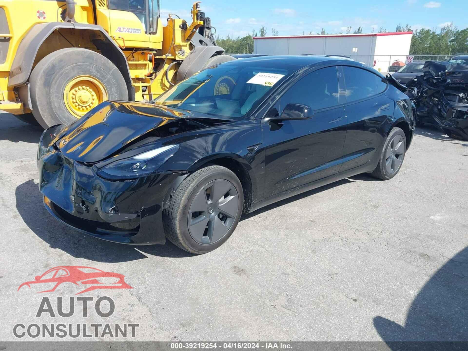 TESLA MODEL 3 2023 - 5YJ3E1EA1PF696384