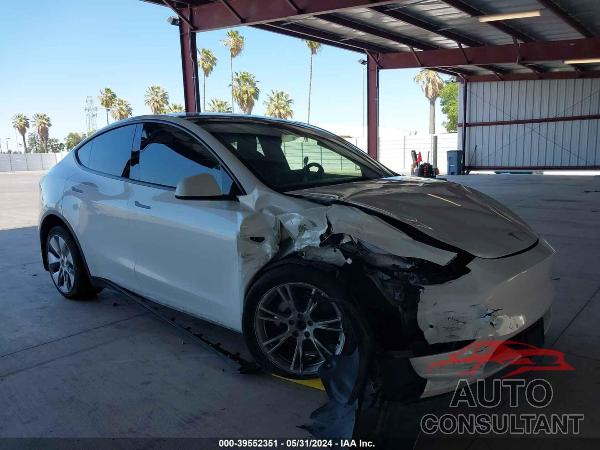 TESLA MODEL Y 2022 - 7SAYGDEE7NF542637