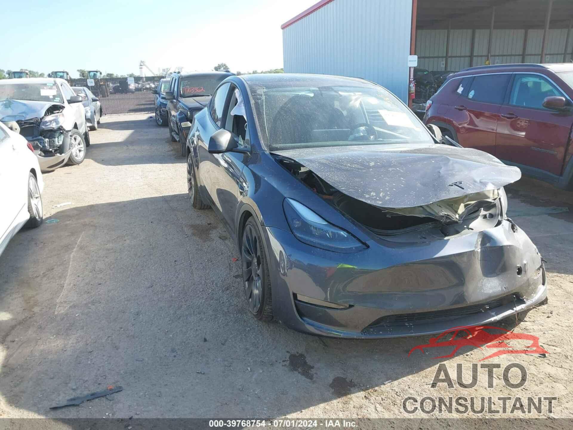 TESLA MODEL Y 2022 - 7SAYGDEF8NF396192