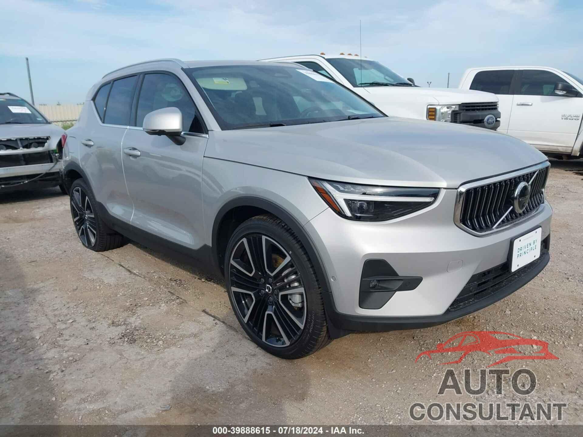 VOLVO XC40 2024 - YV4L12UF3R2315748