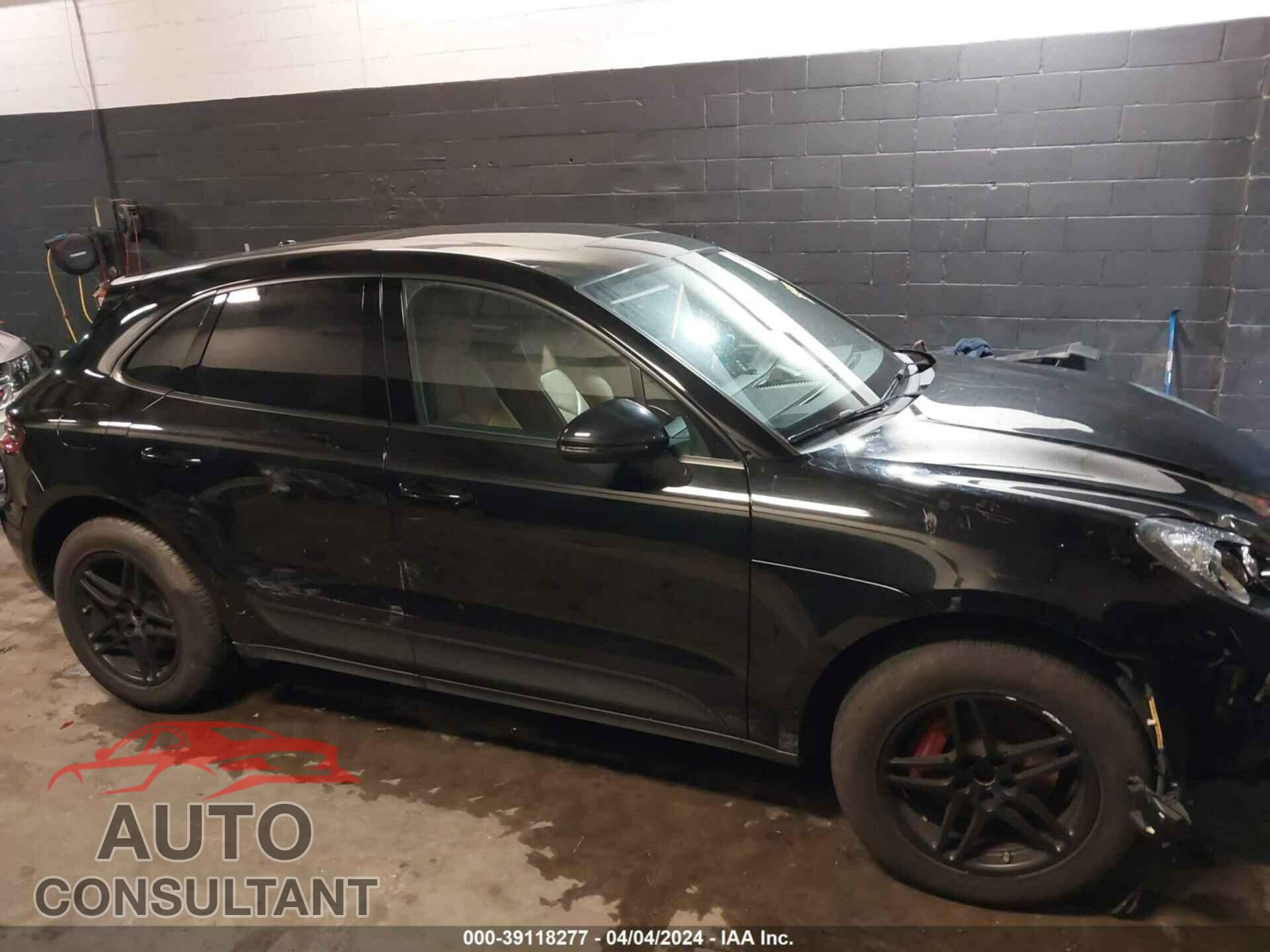 PORSCHE MACAN 2017 - WP1AA2A58HLB02758