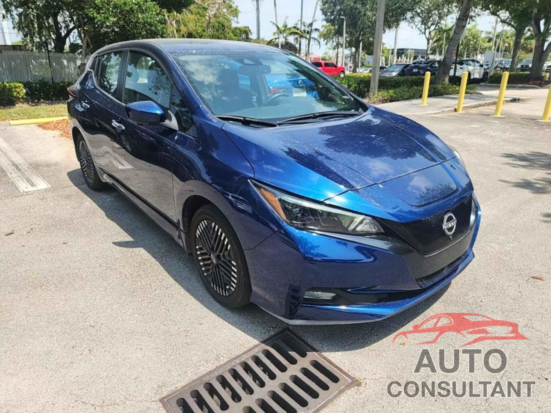 NISSAN LEAF 2023 - 1N4CZ1CV1PC552783