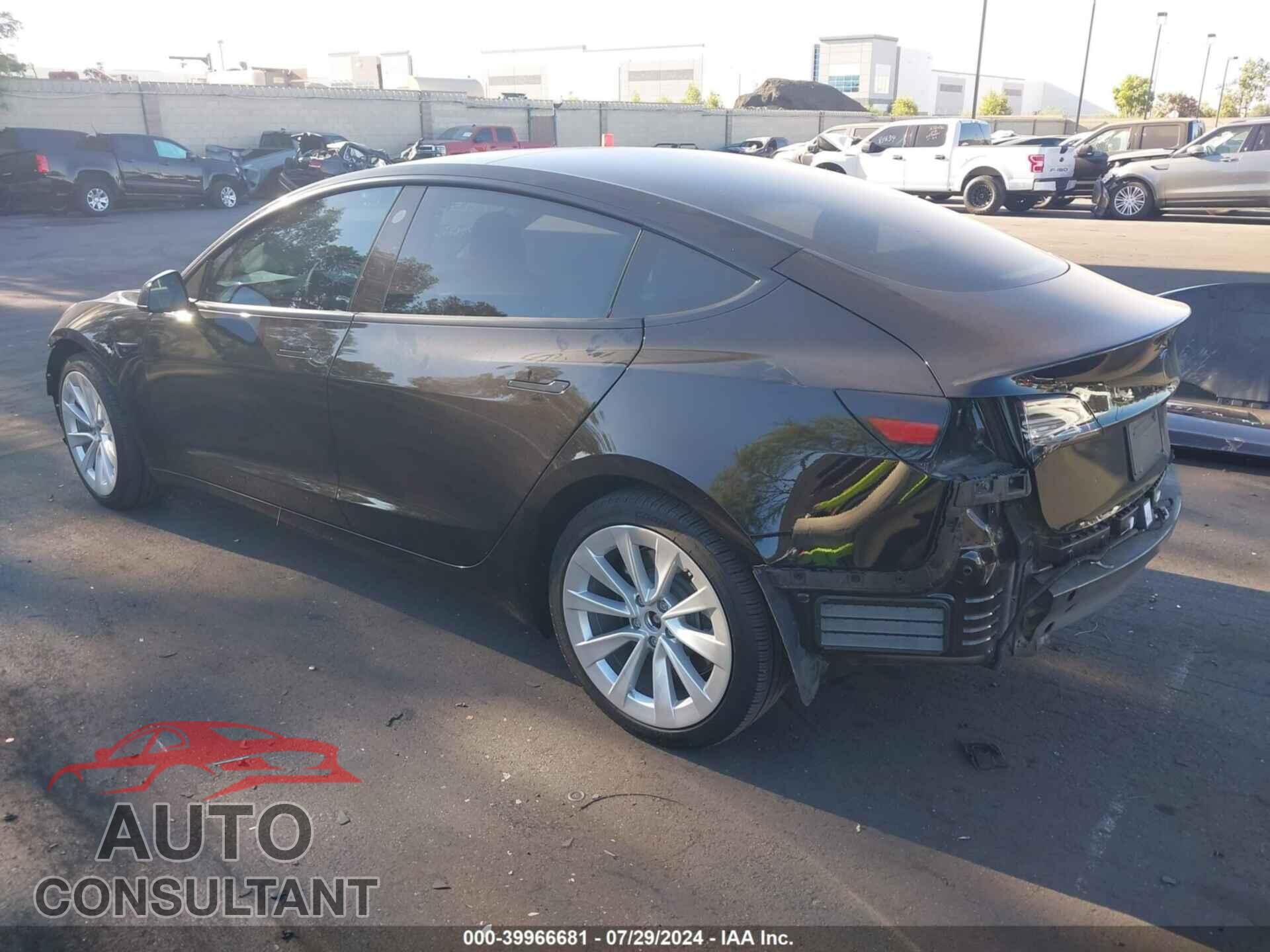 TESLA MODEL 3 2023 - 5YJ3E1EA8PF458547