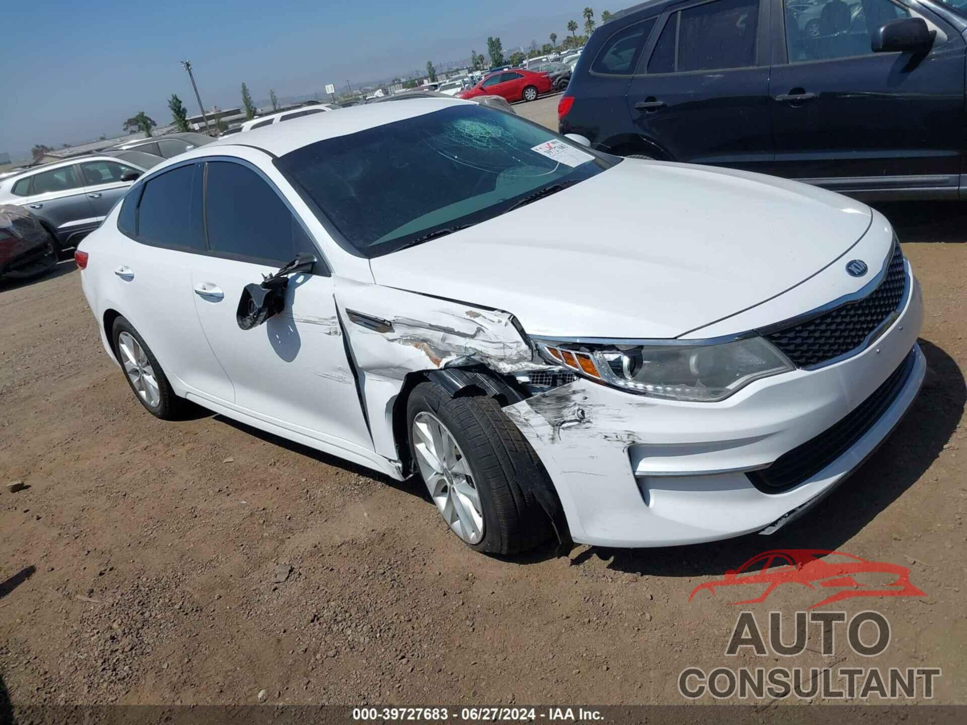 KIA OPTIMA 2017 - 5XXGU4L32HG138889