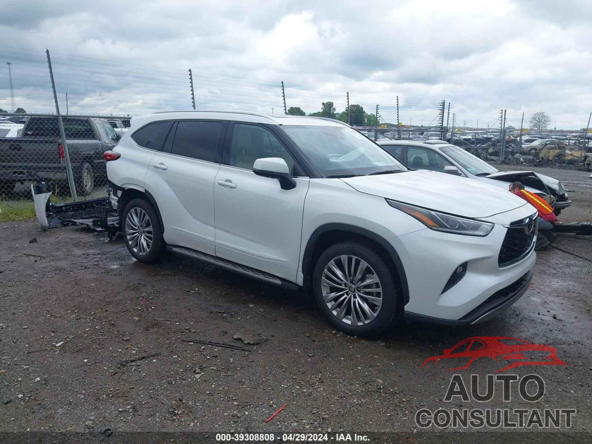 TOYOTA HIGHLANDER 2022 - 5TDFZRAH5NS109521