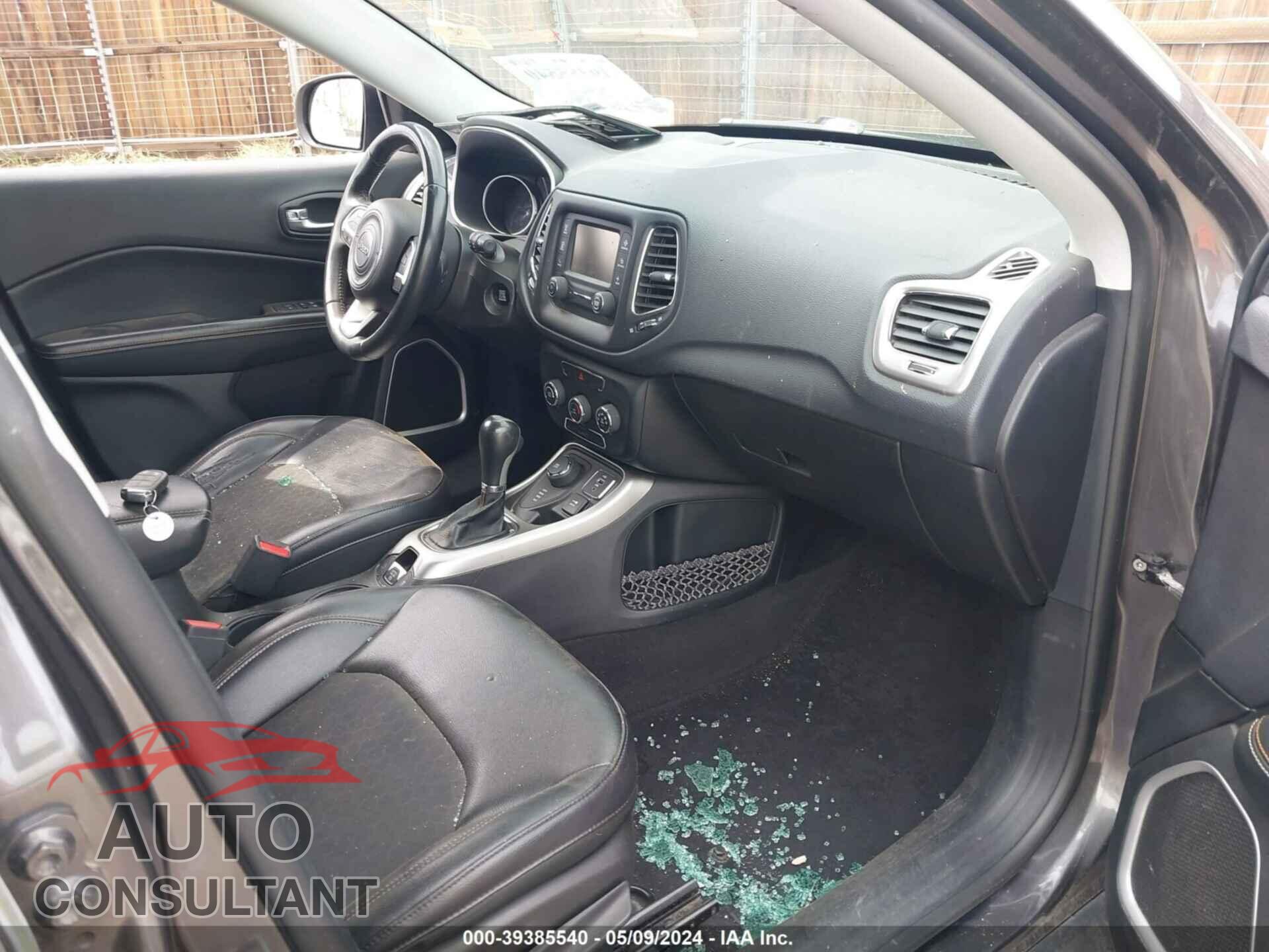 JEEP COMPASS 2017 - 3C4NJDBB9HT674607