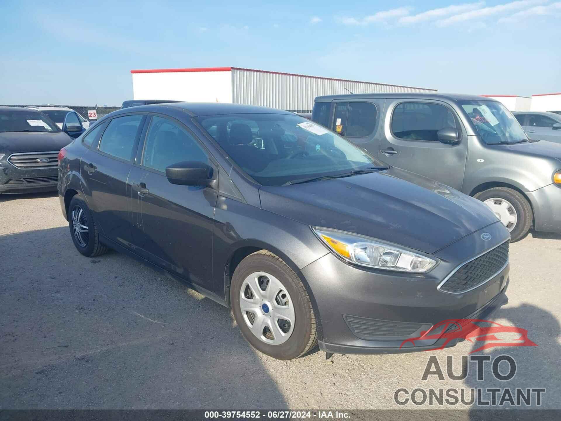 FORD FOCUS 2018 - 1FADP3E29JL268866