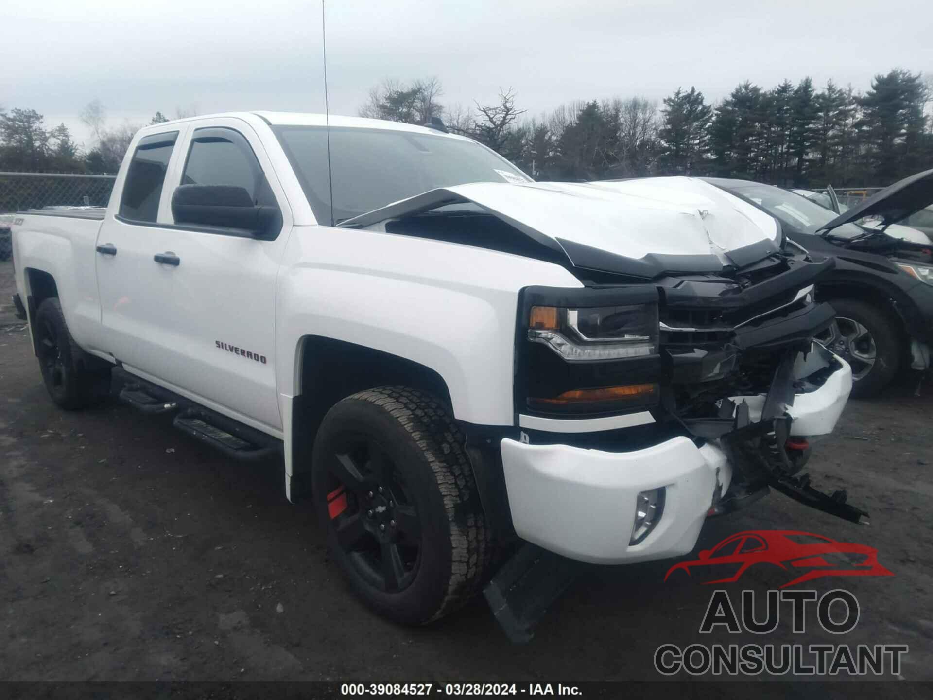 CHEVROLET SILVERADO 1500 2017 - 1GCVKREC2HZ344329