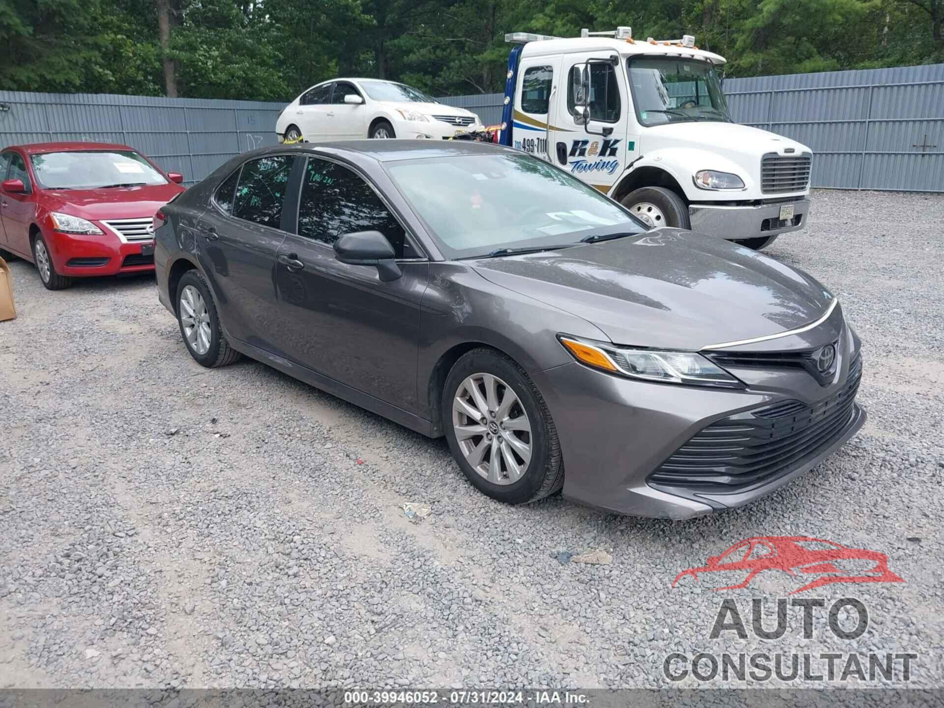 TOYOTA CAMRY 2019 - 4T1B11HK2KU210561