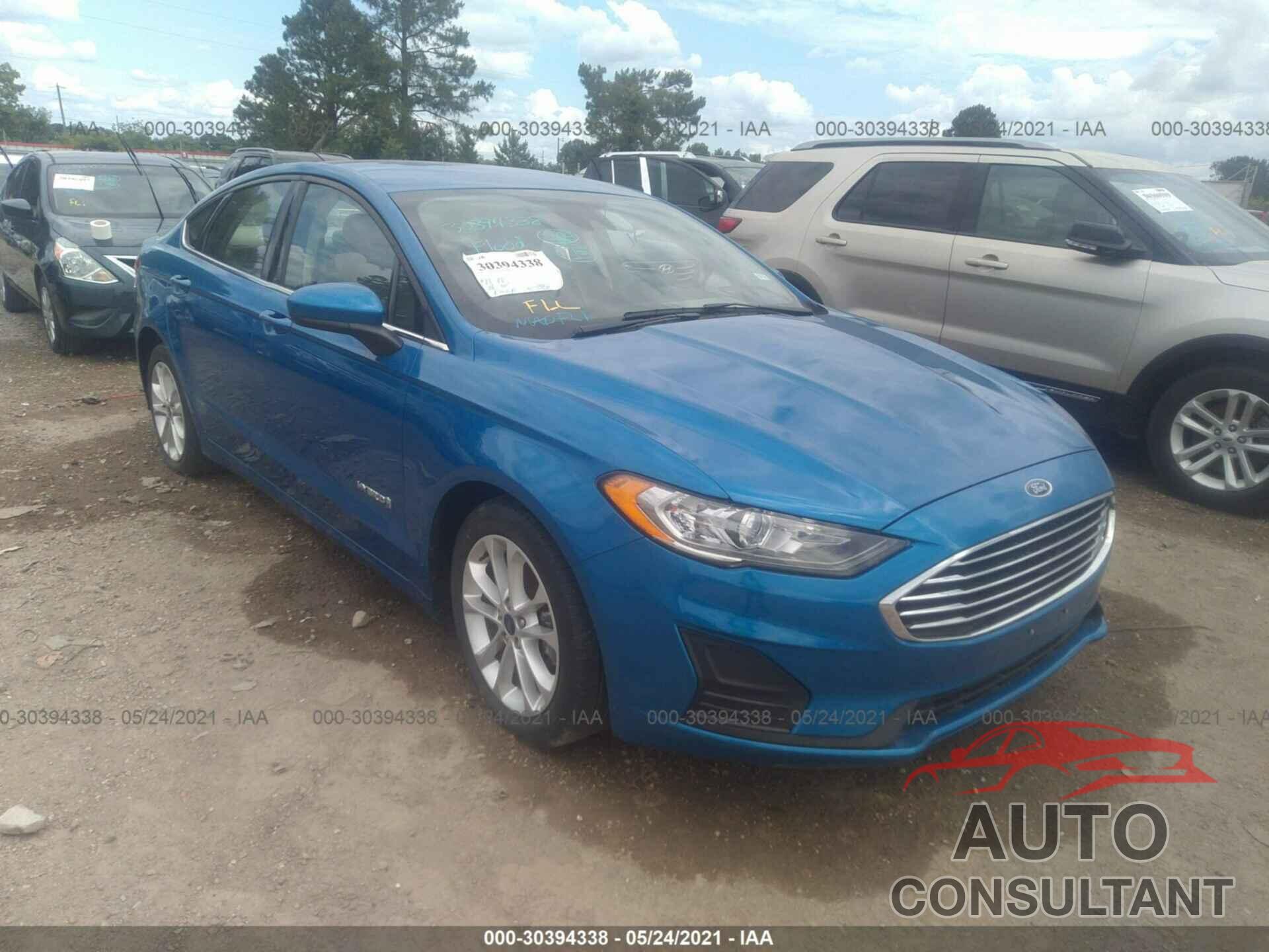 FORD FUSION HYBRID 2019 - 3FA6P0LU4KR106366