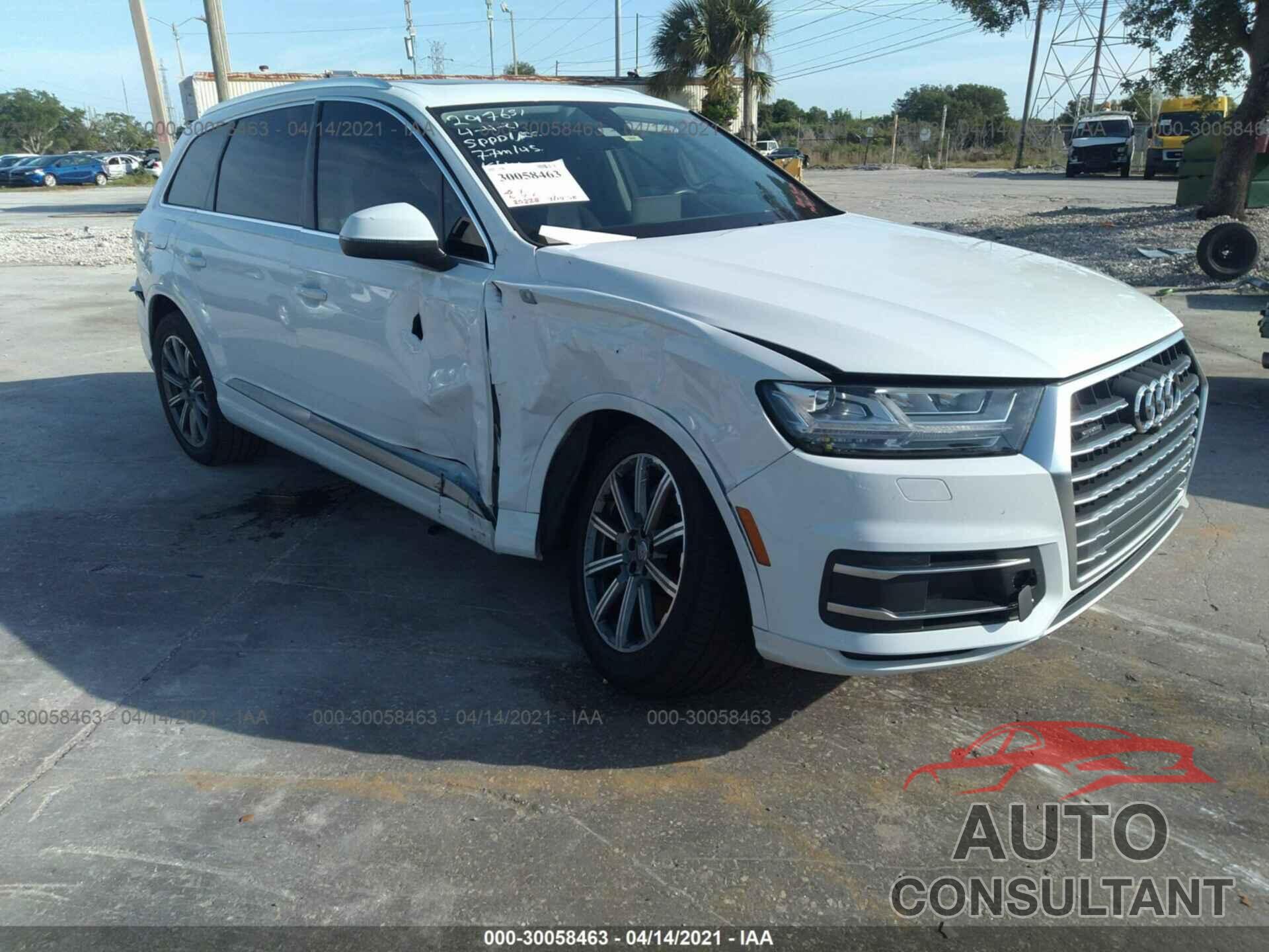 AUDI Q7 2019 - WA1LHAF76KD043084