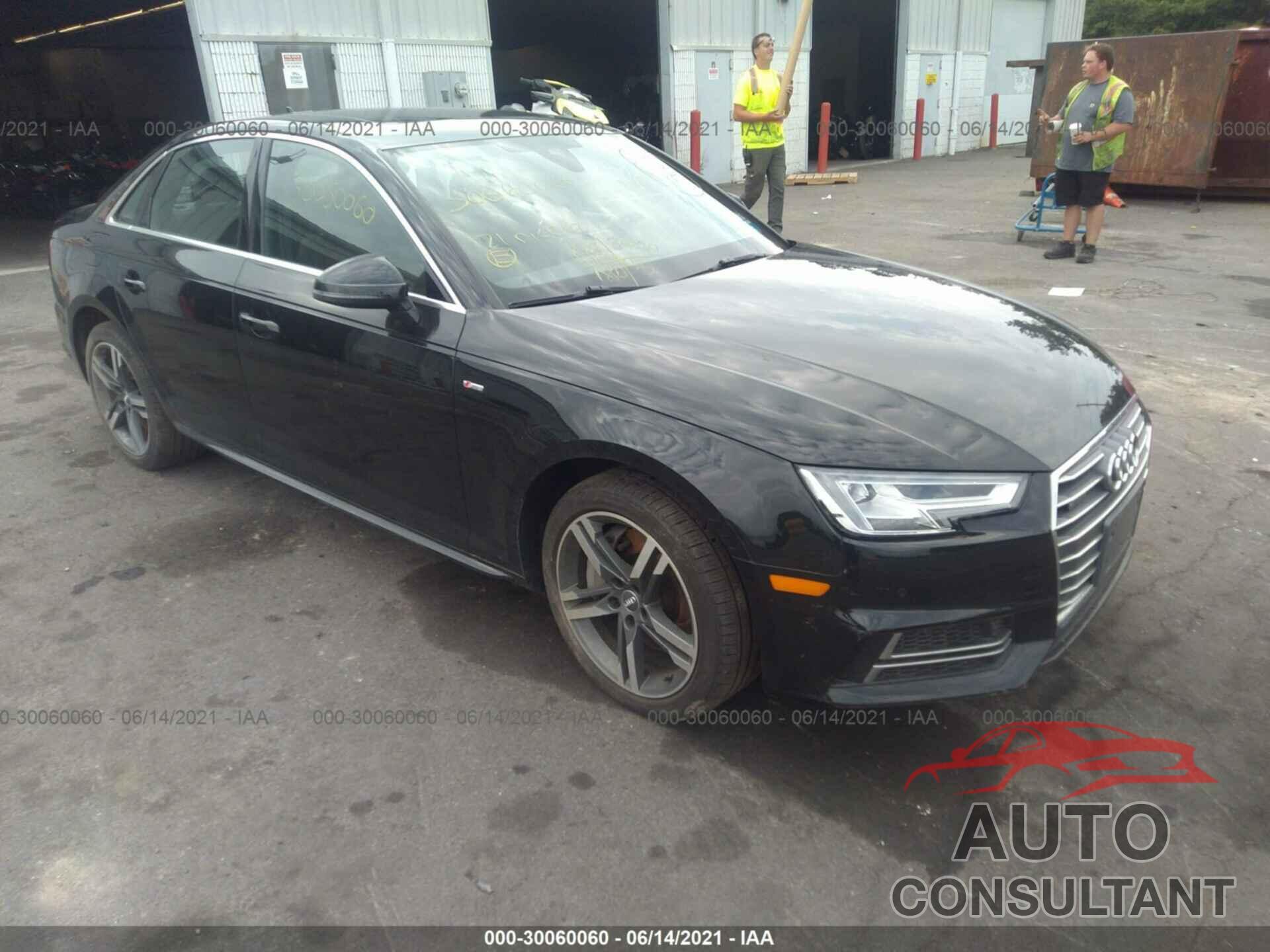 AUDI A4 2018 - WAUENAF47JA039572