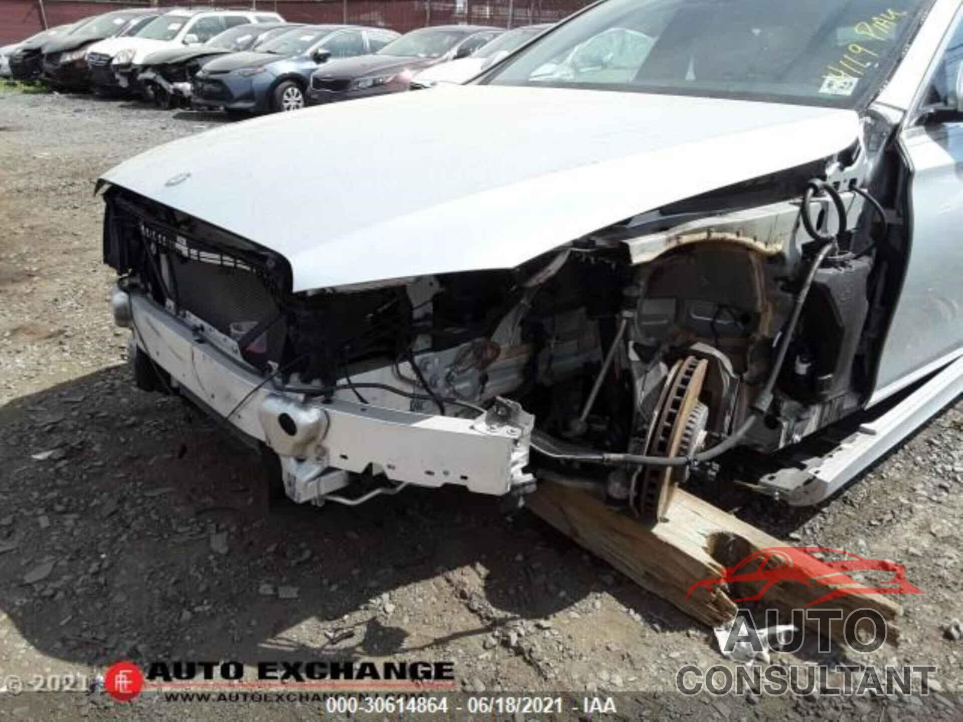 MERCEDES-BENZ E-CLASS 2017 - WDDZF4KB6HA052031