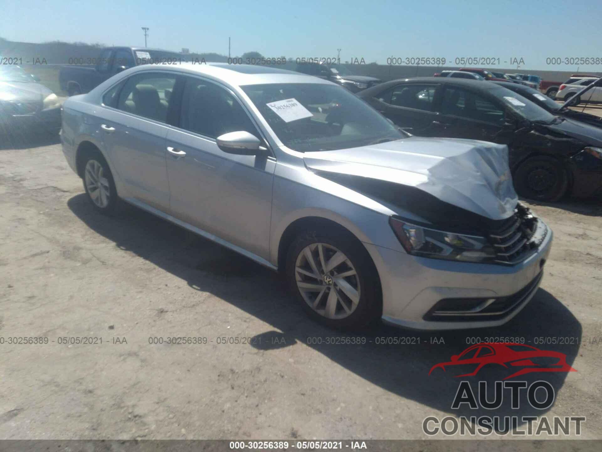 VOLKSWAGEN PASSAT 2018 - 1VWBA7A34JC021258