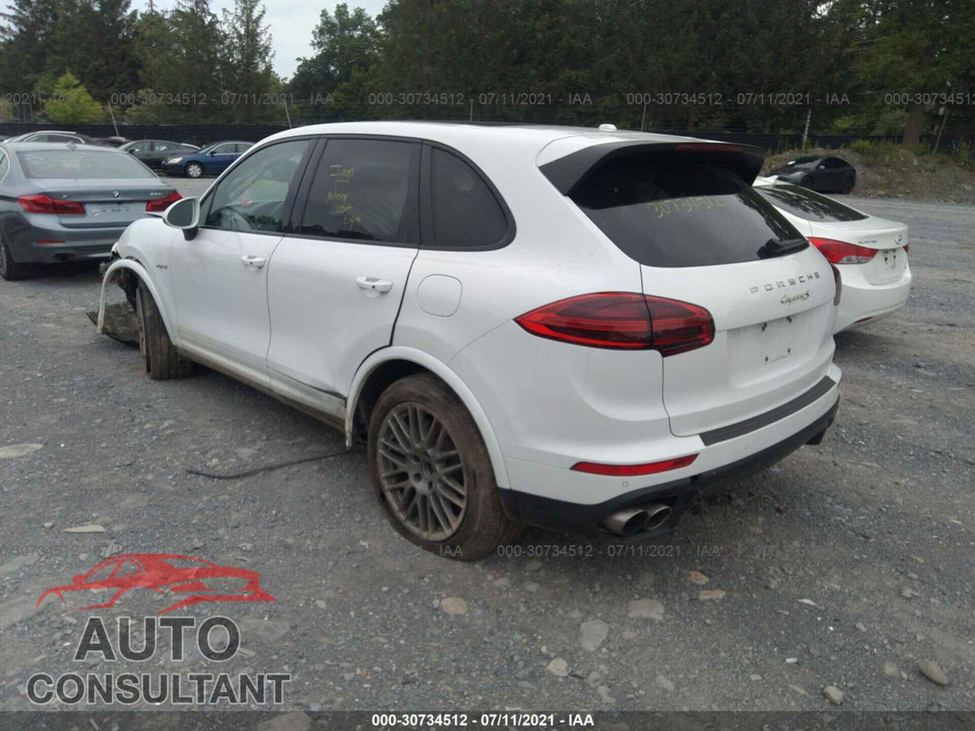 PORSCHE CAYENNE 2017 - WP1AE2A25HLA75285