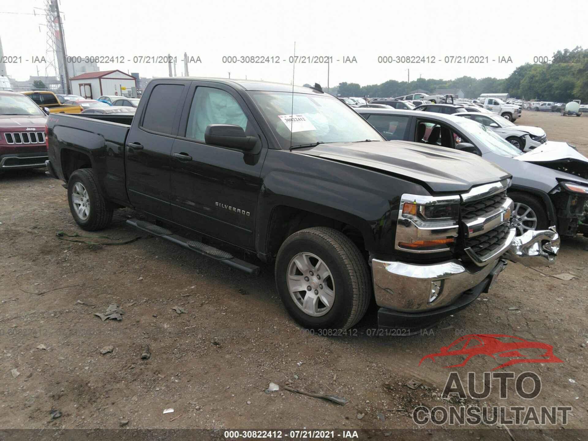 CHEVROLET SILVERADO 1500 2018 - 1GCVKREC1JZ238640