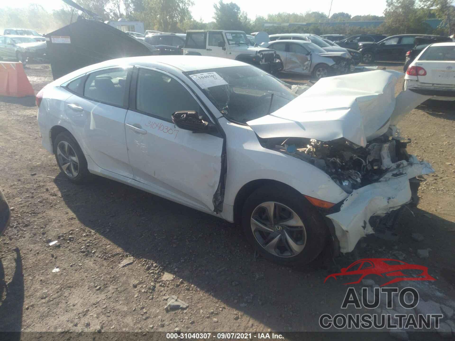 HONDA CIVIC SEDAN 2019 - 2HGFC2F68KH552175