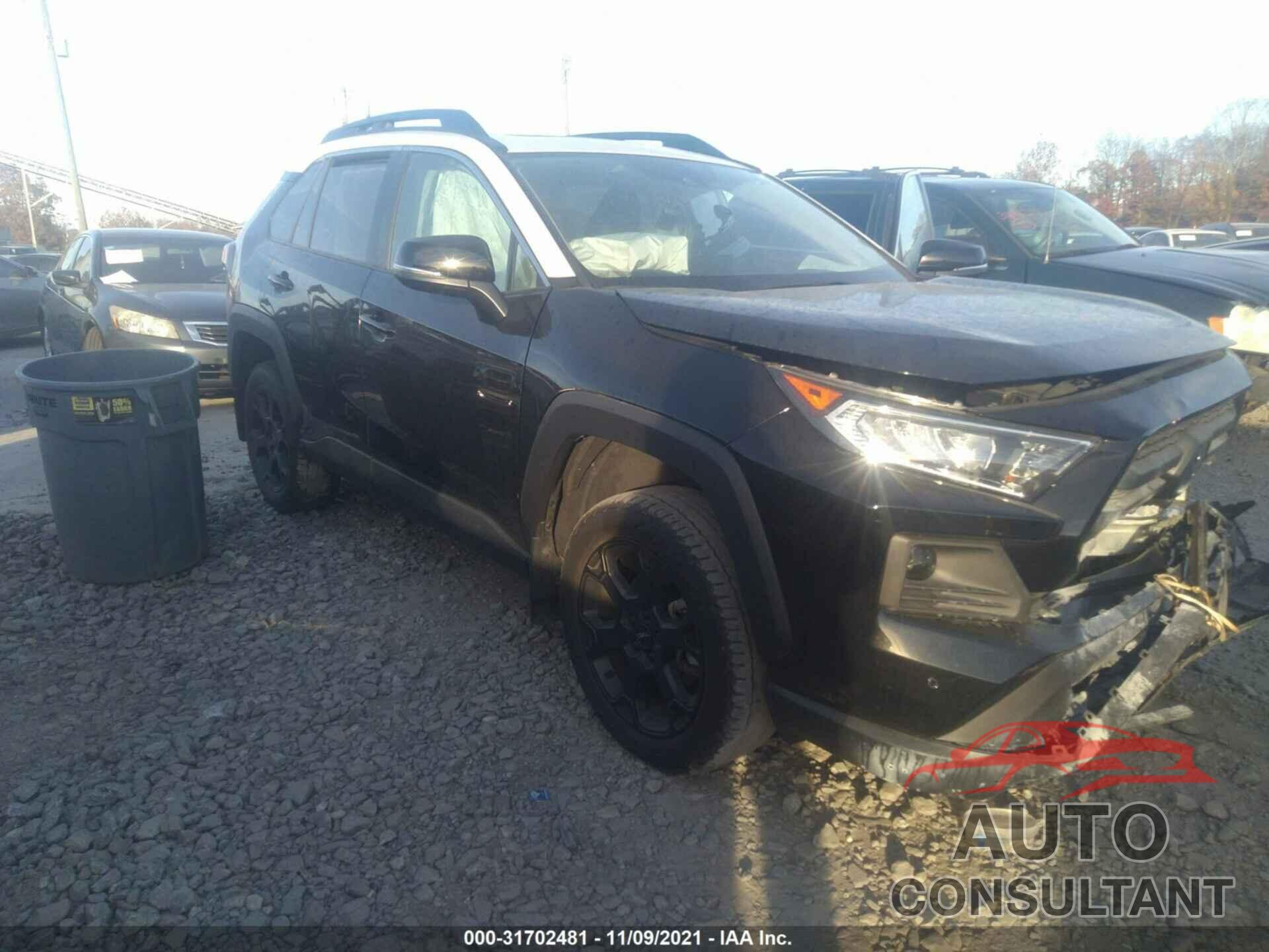 TOYOTA RAV4 2020 - 2T3J1RFV8LC084062