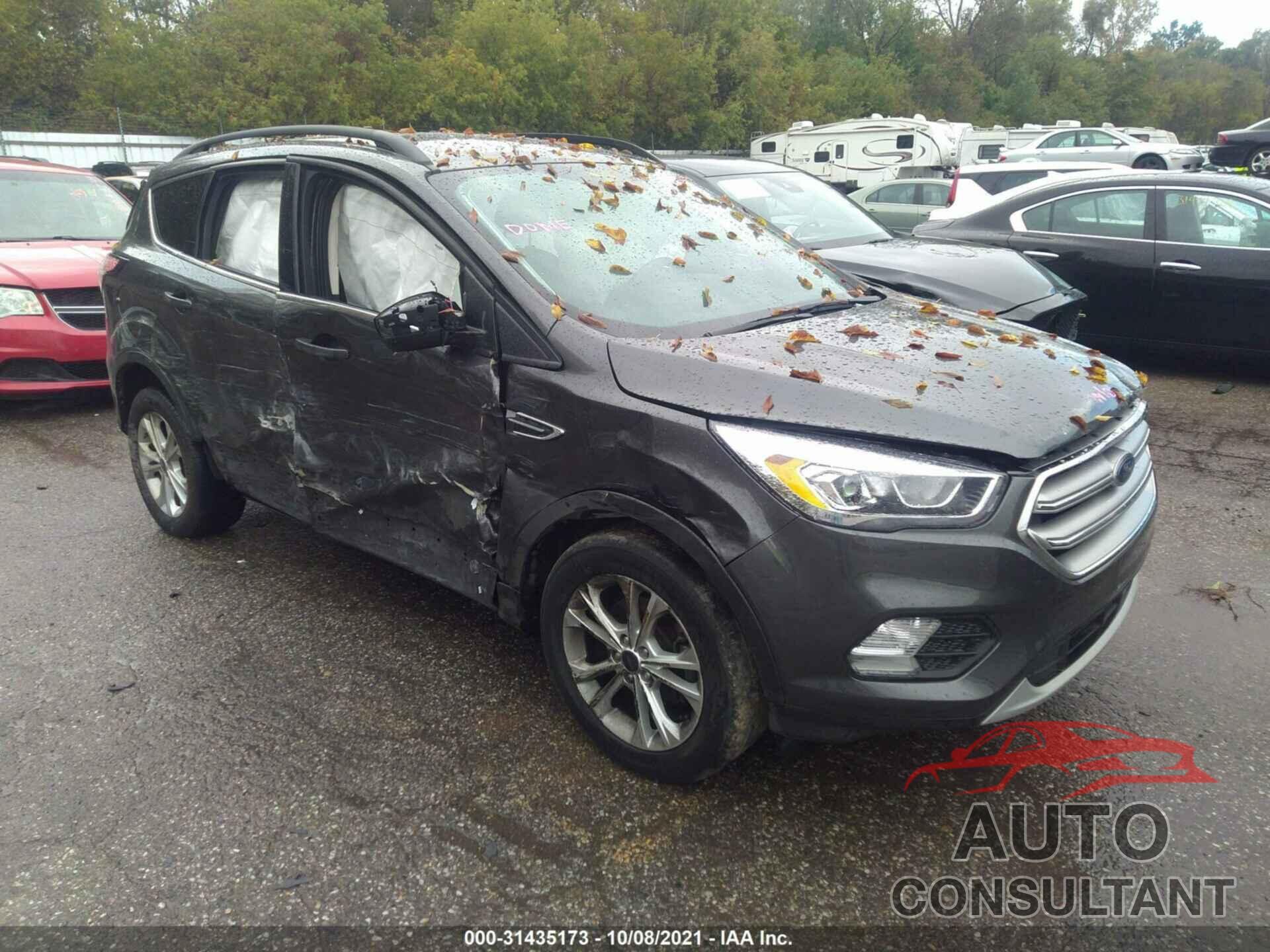 FORD ESCAPE 2017 - 1FMCU0GD1HUD17991
