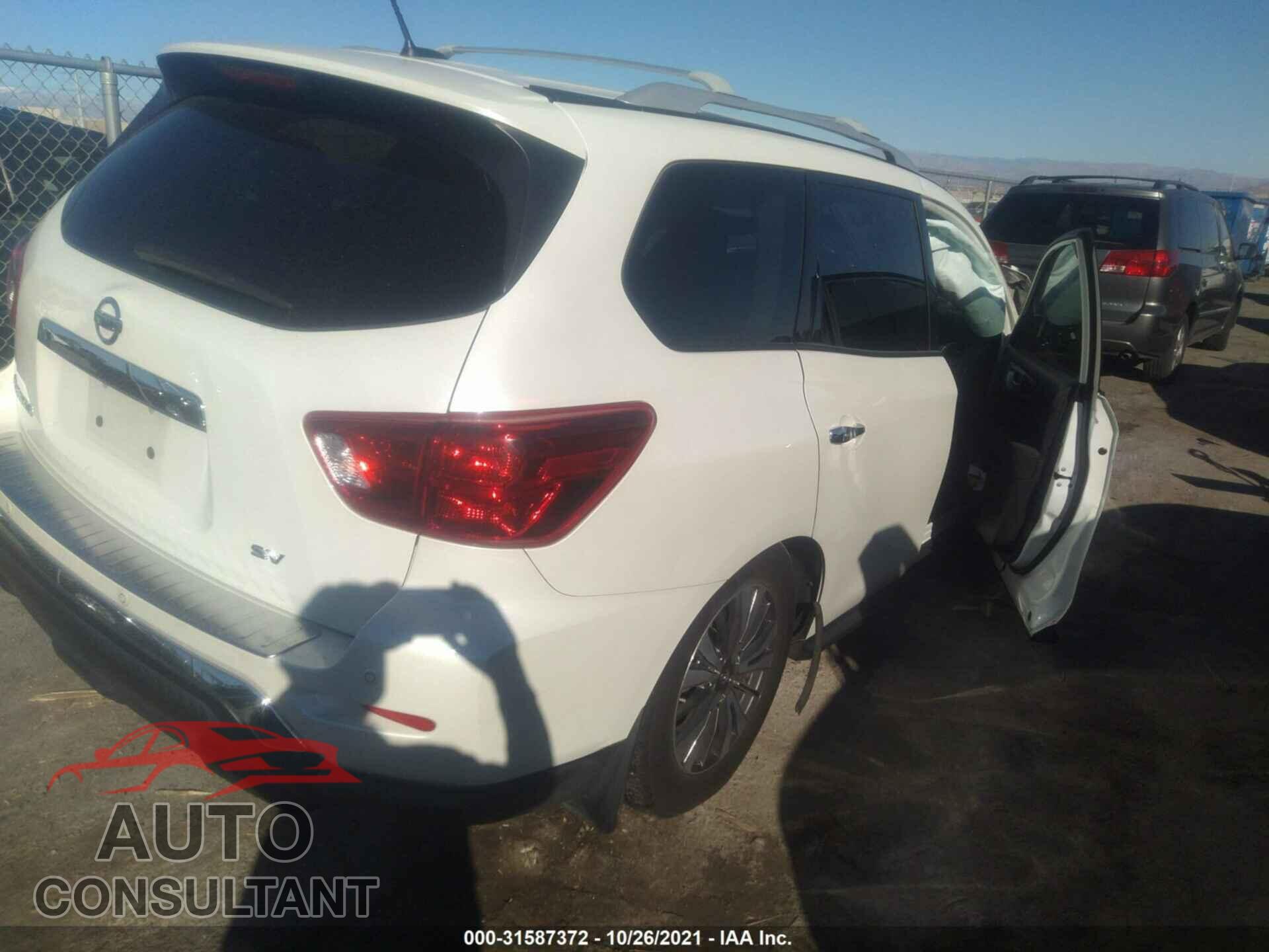NISSAN PATHFINDER 2017 - 5N1DR2MNXHC690631