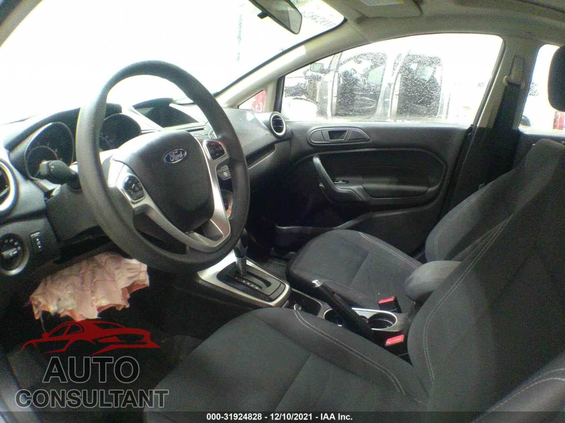 FORD FIESTA 2017 - 3FADP4EJXHM164666