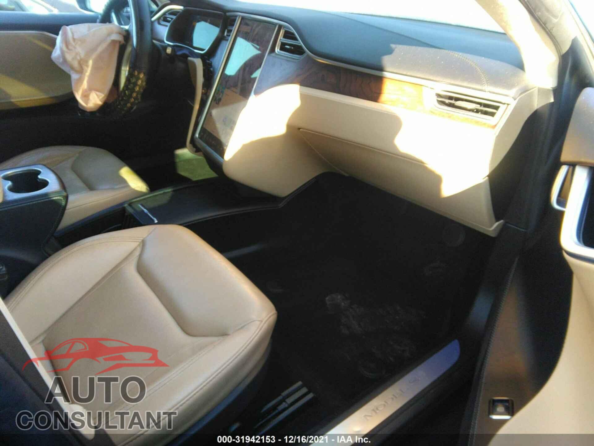 TESLA MODEL S 2016 - 5YJSA1E12GF143038