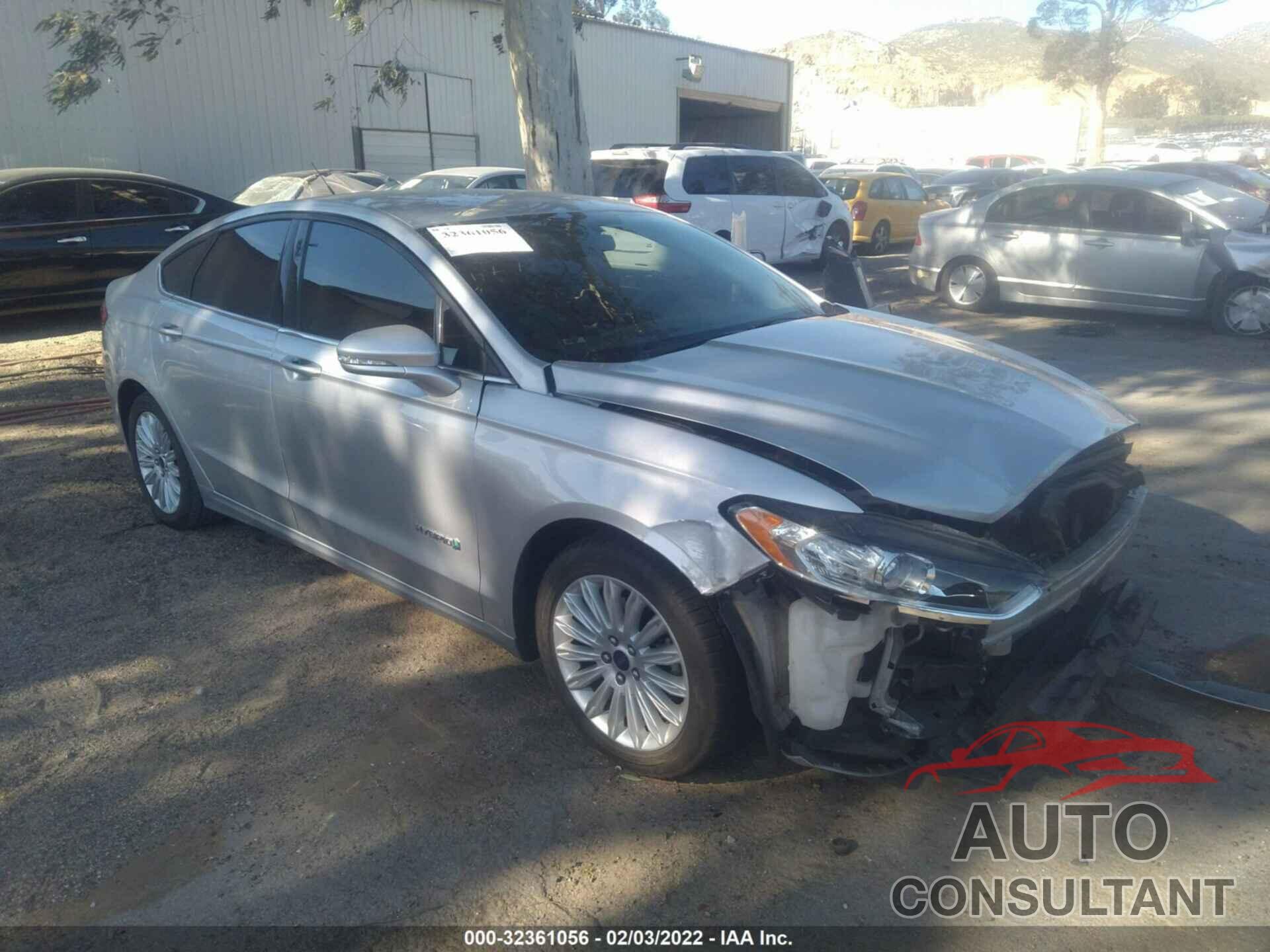 FORD FUSION 2016 - 3FA6P0LU4GR304548