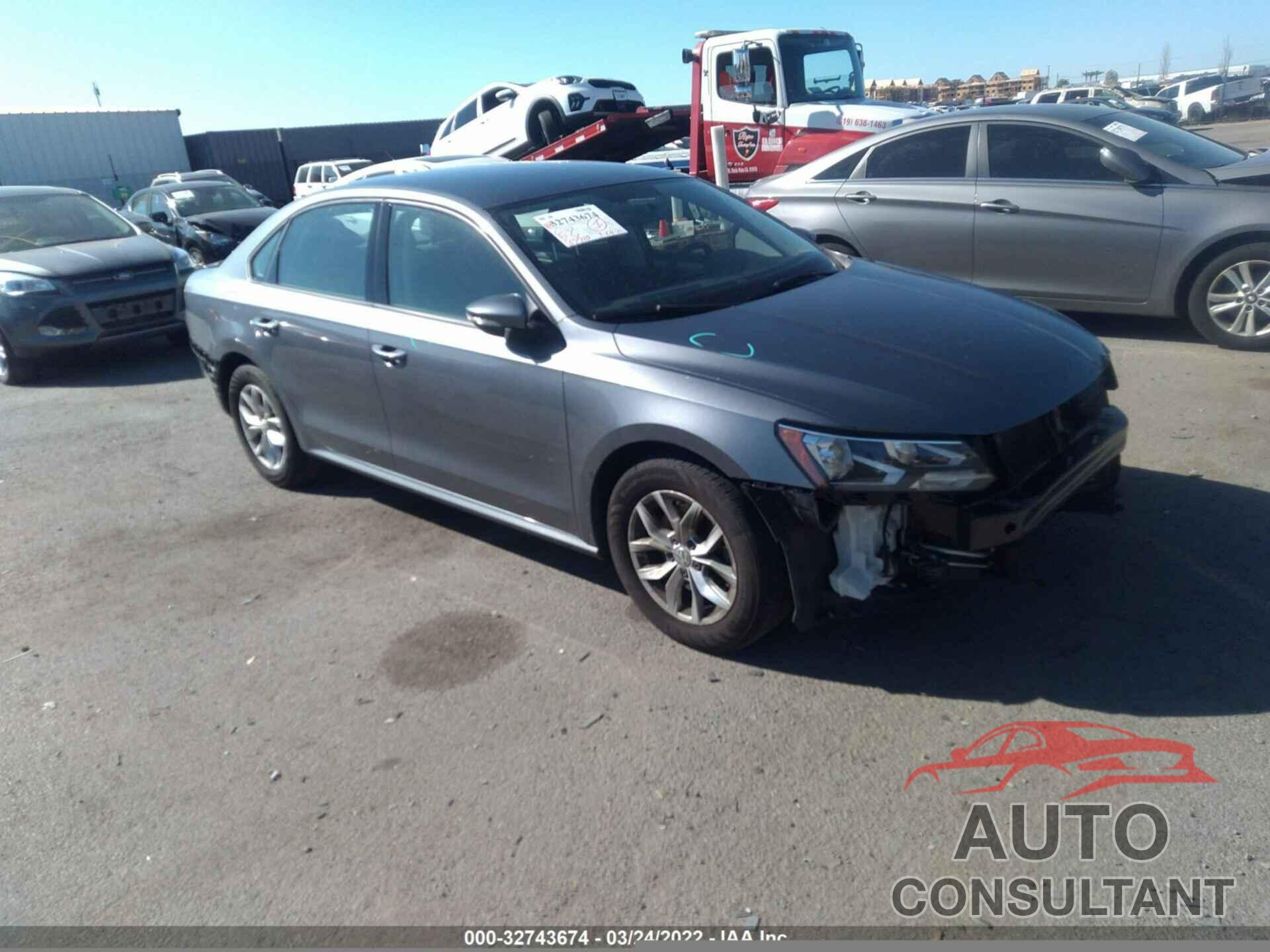 VOLKSWAGEN PASSAT 2018 - 1VWAA7A34JC004889