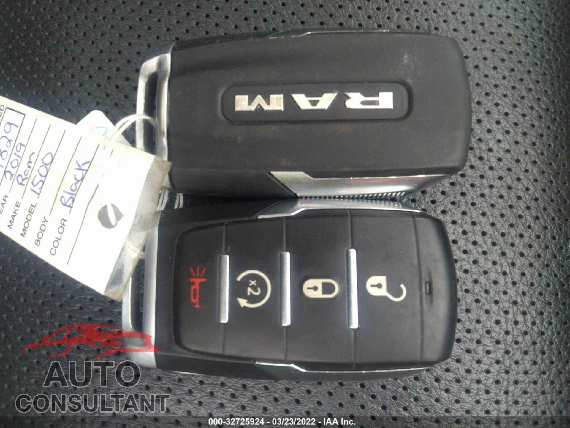 RAM 1500 2019 - 1C6SRFLT3KN820092