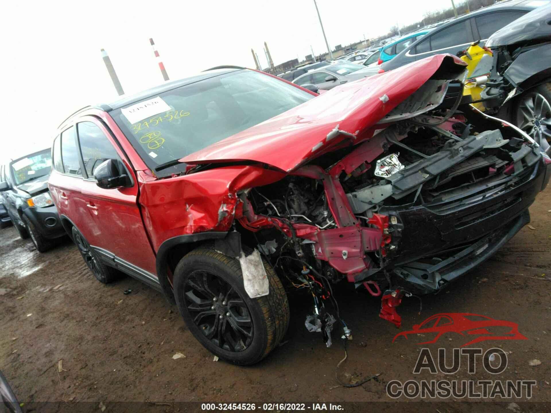 MITSUBISHI OUTLANDER 2018 - JA4AZ3A39JZ021344