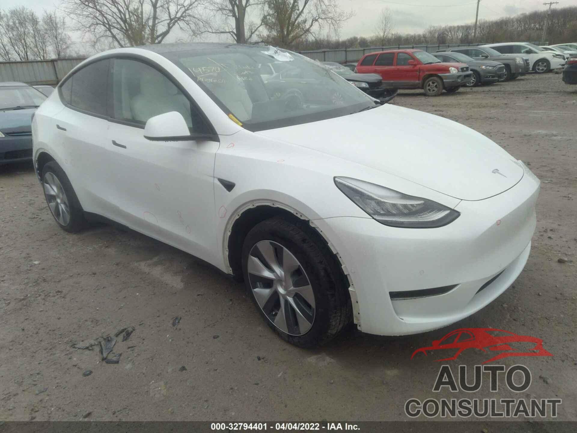 TESLA MODEL Y 2021 - 5YJYGDEE7MF061444