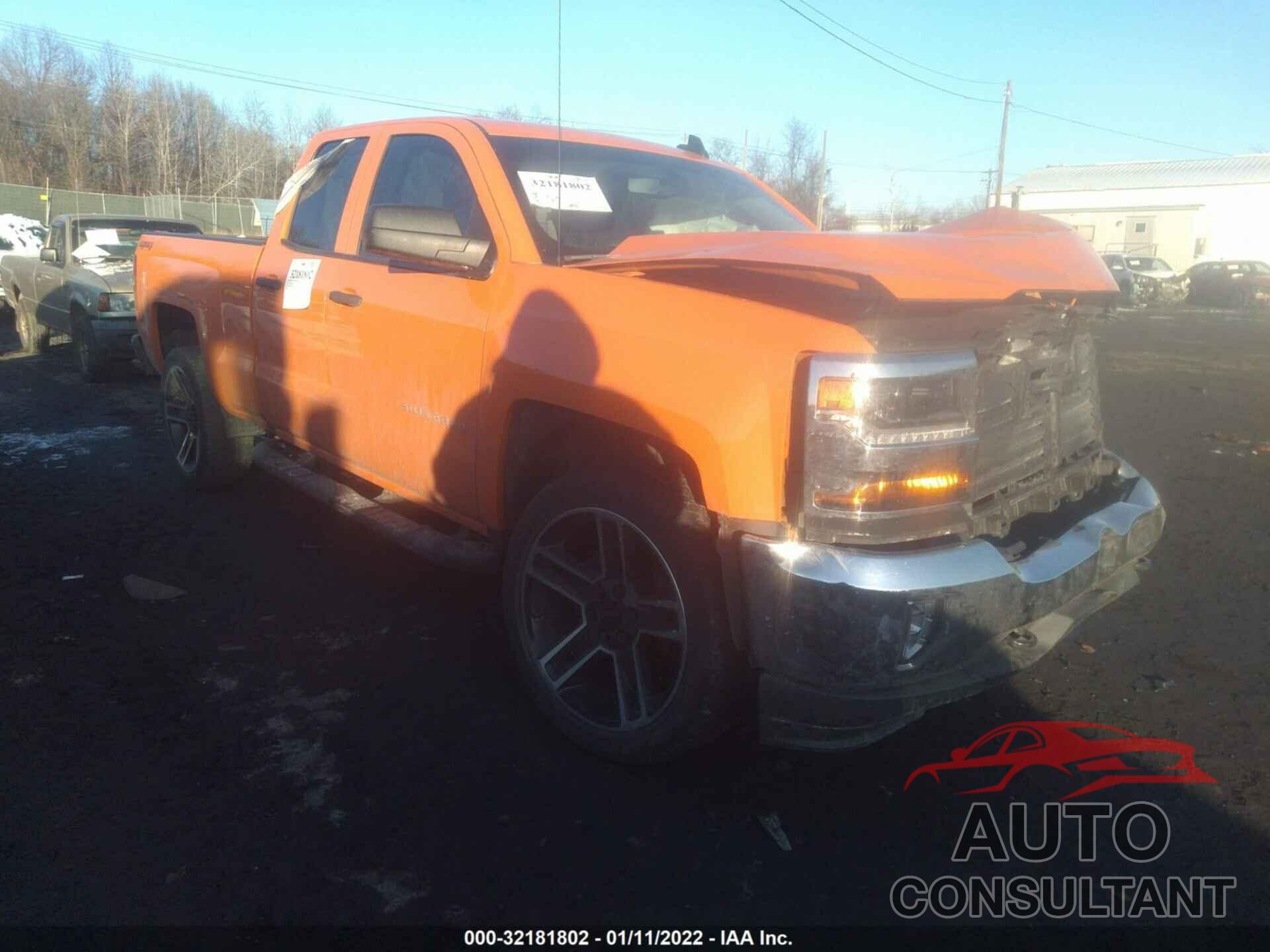 CHEVROLET SILVERADO 1500 2018 - 1GCVKREC9JZ342292