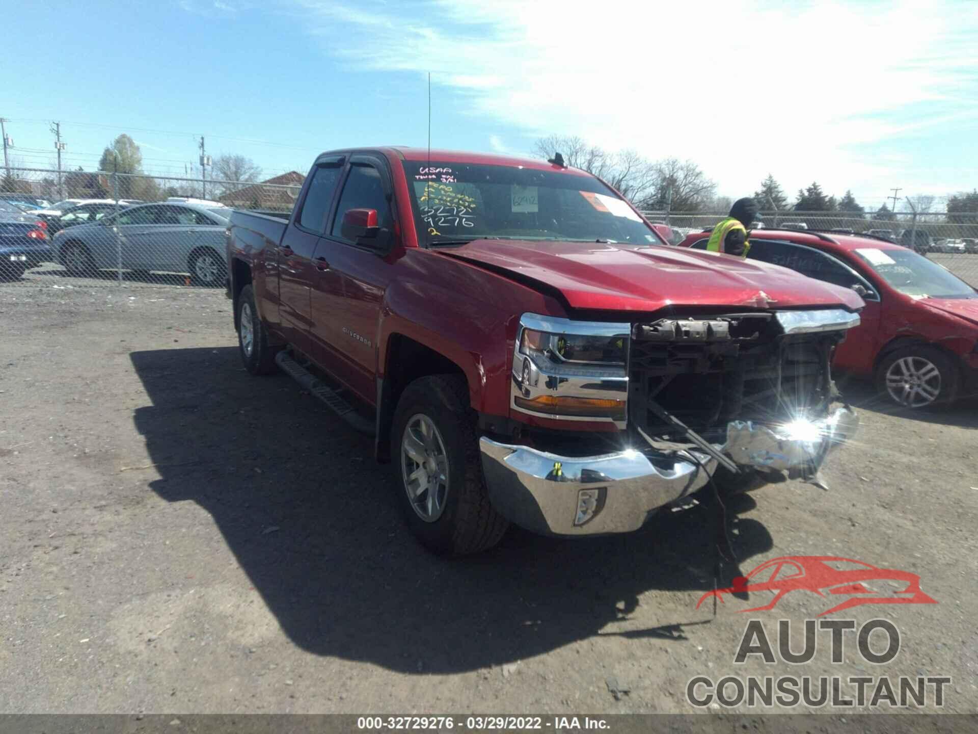 CHEVROLET SILVERADO 1500 2018 - 1GCVKREC4JZ210475