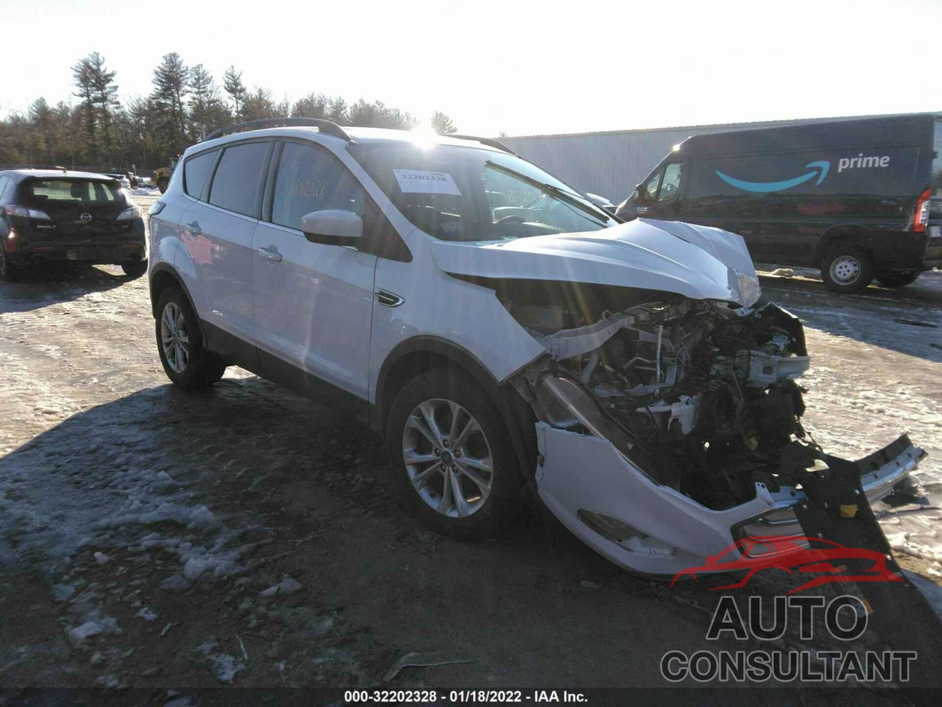 FORD ESCAPE 2018 - 1FMCU9HDXJUC24654