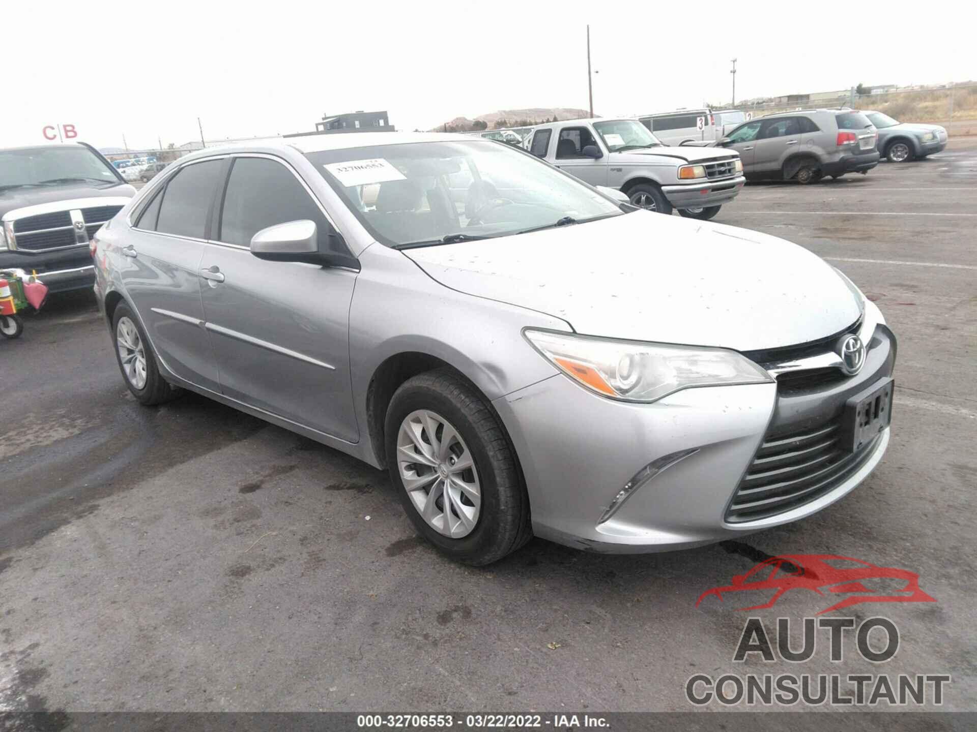 TOYOTA CAMRY 2016 - 4T4BF1FKXGR517218