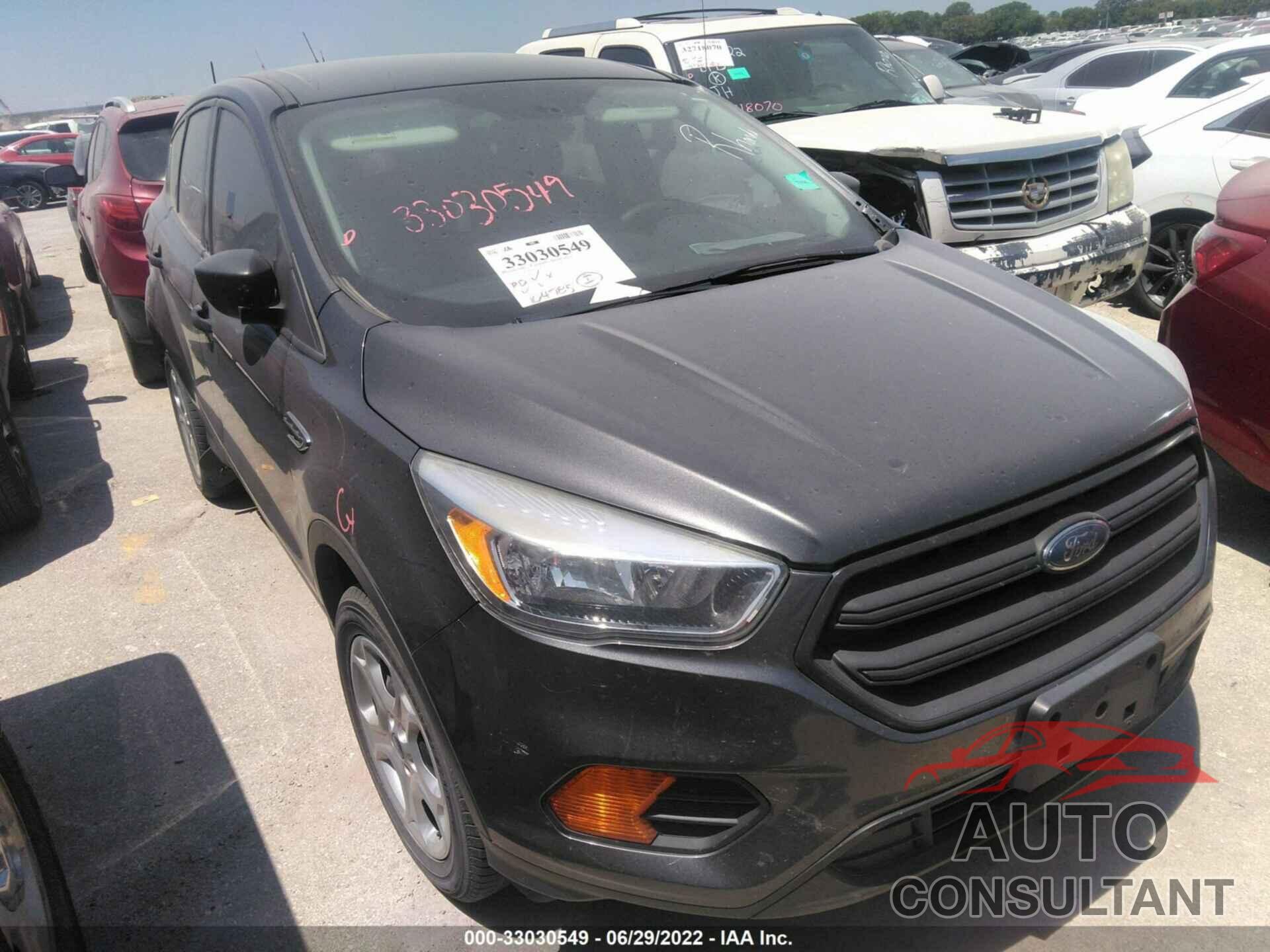 FORD ESCAPE 2017 - 1FMCU0F79HUA49557