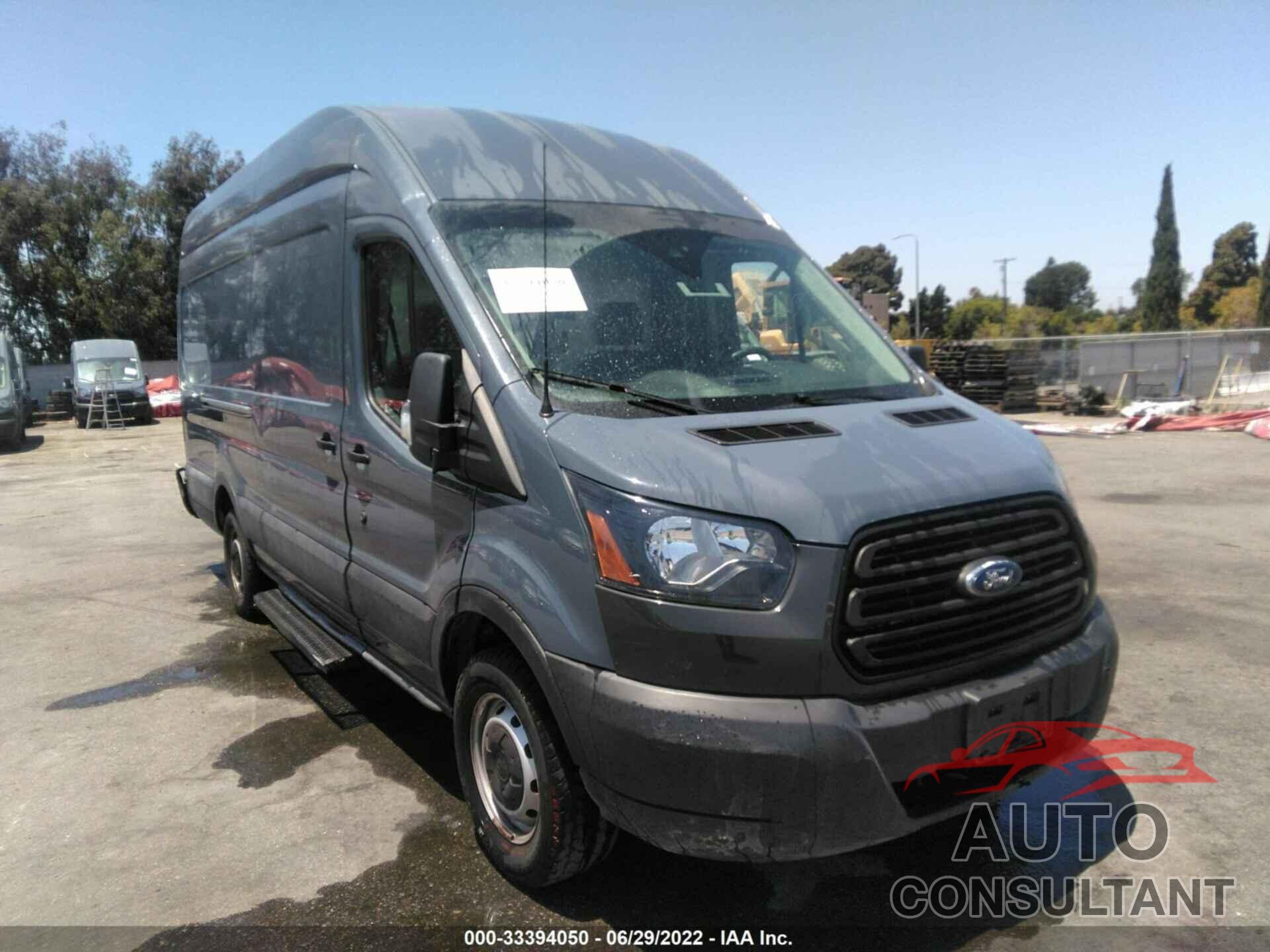 FORD TRANSIT VAN 2019 - 1FTYR3XM4KKB13296