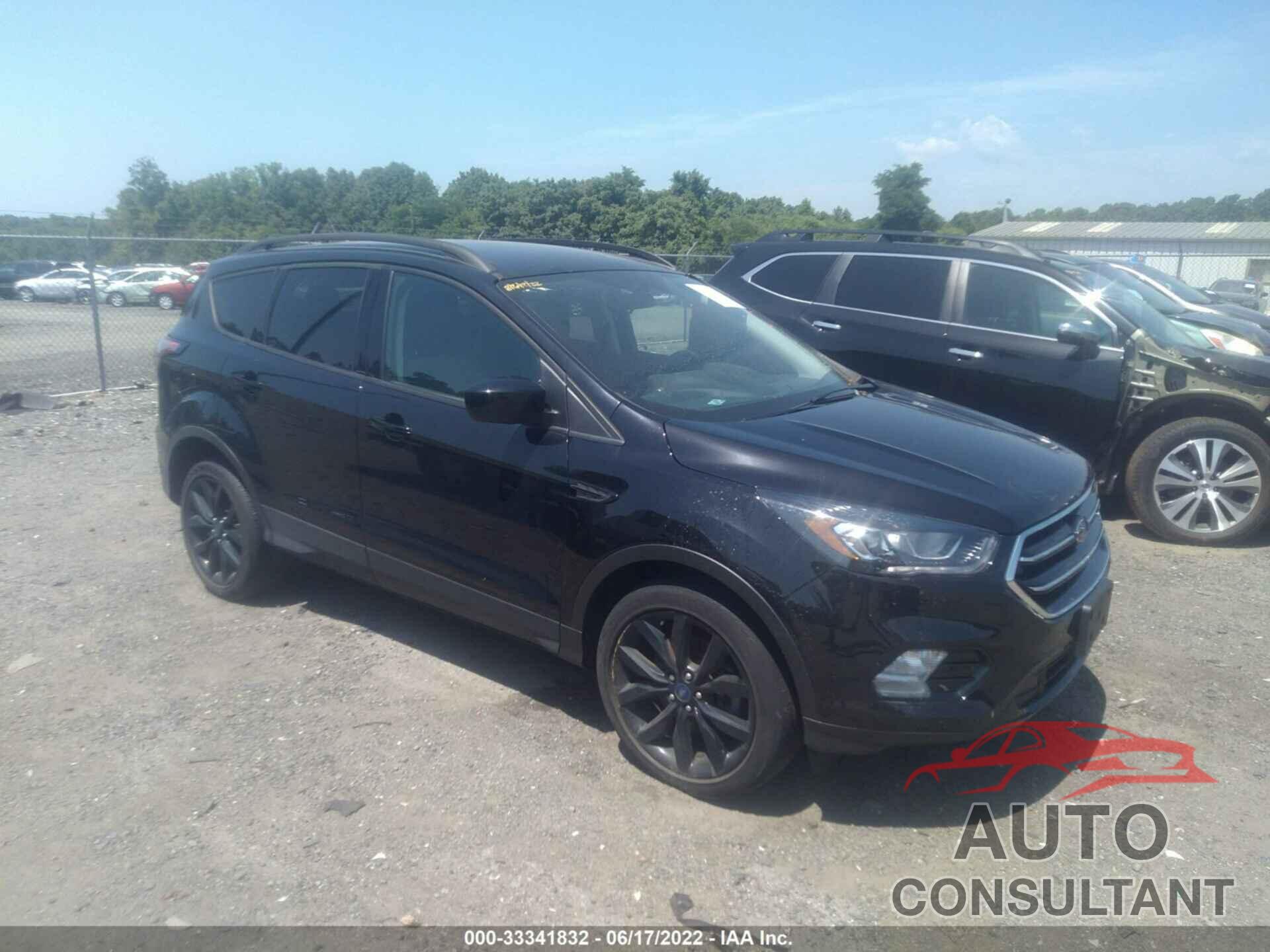 FORD ESCAPE 2018 - 1FMCU9GD7JUD25099