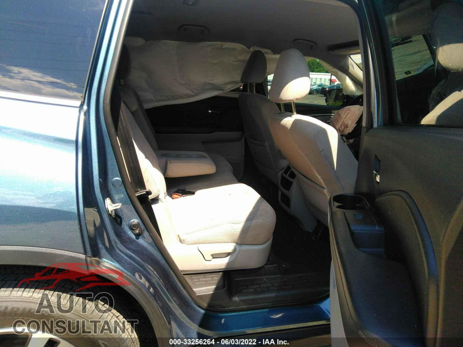 HONDA PILOT 2017 - 5FNYF6H35HB047802