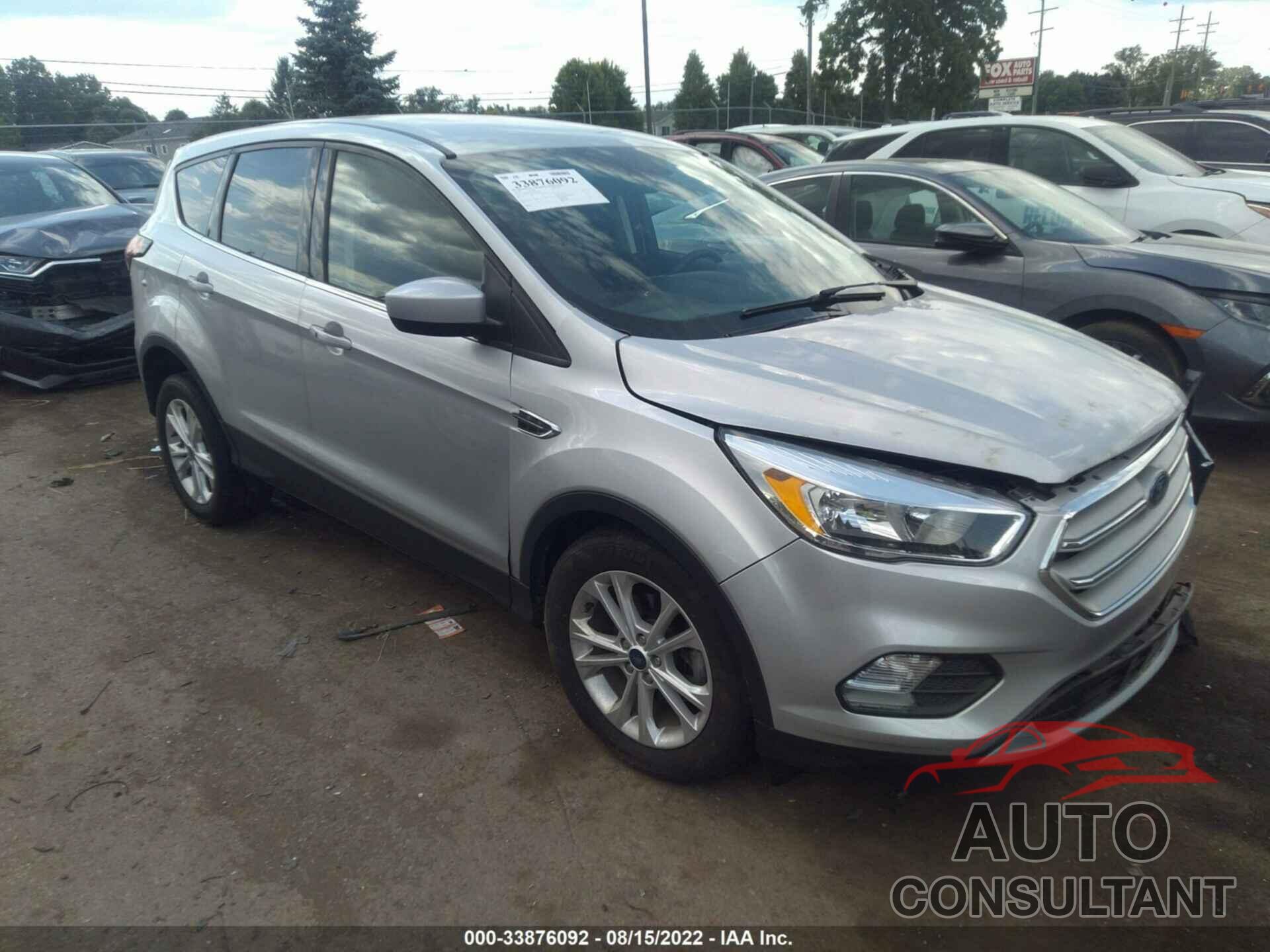 FORD ESCAPE 2019 - 1FMCU0GD2KUA15827
