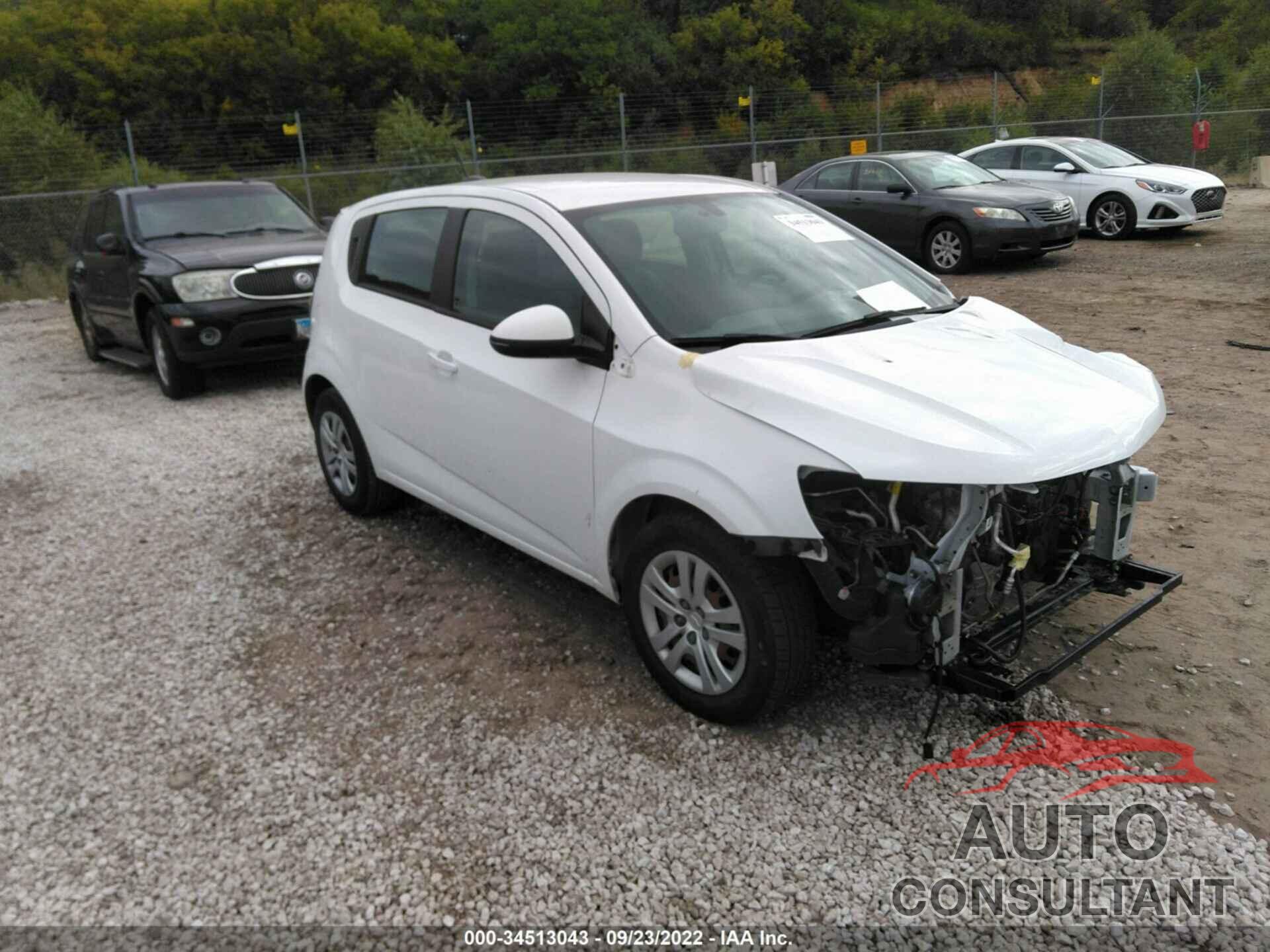 CHEVROLET SONIC 2017 - 1G1JG6SHXH4168330