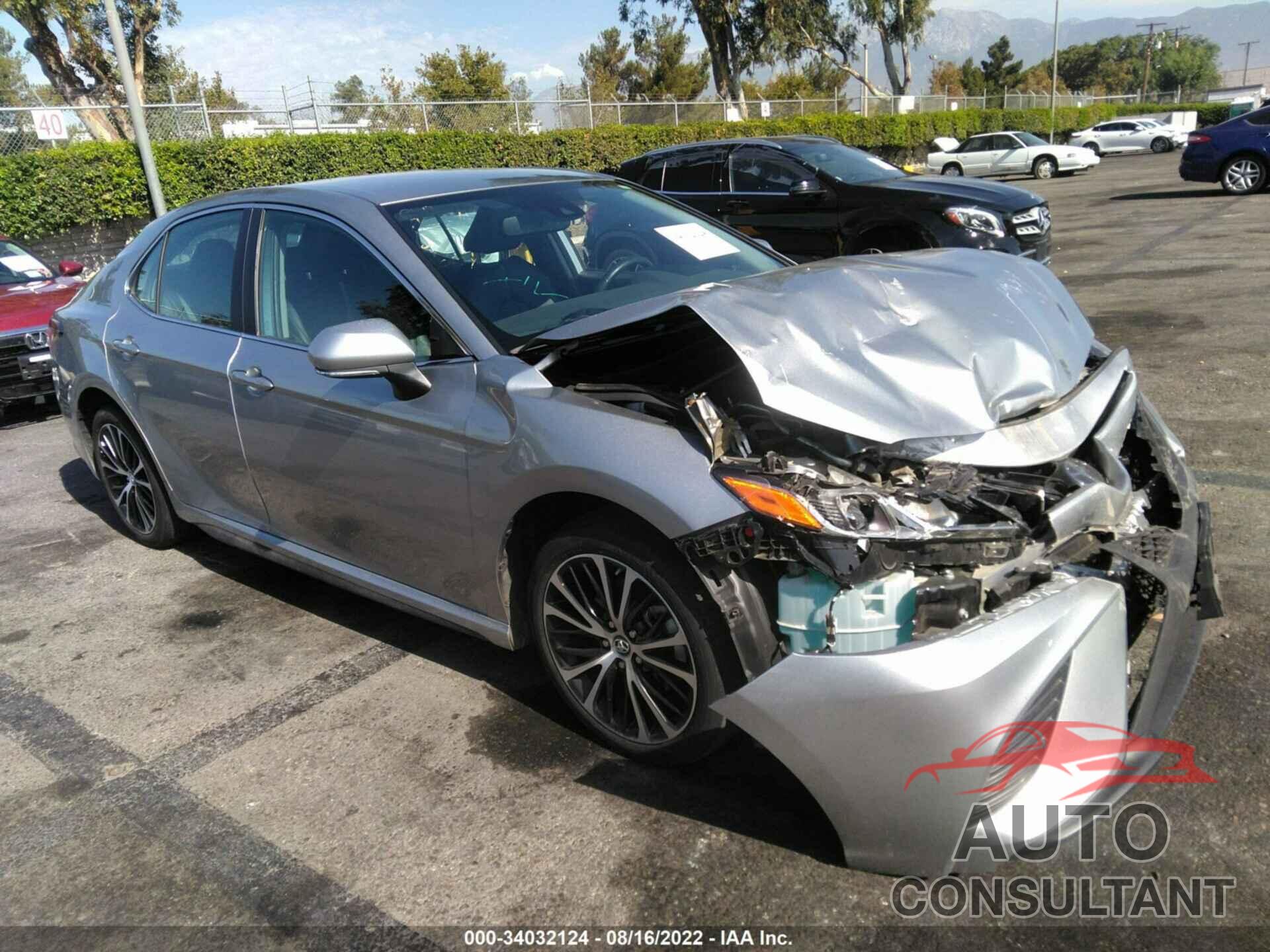 TOYOTA CAMRY 2019 - 4T1B11HK4KU803466