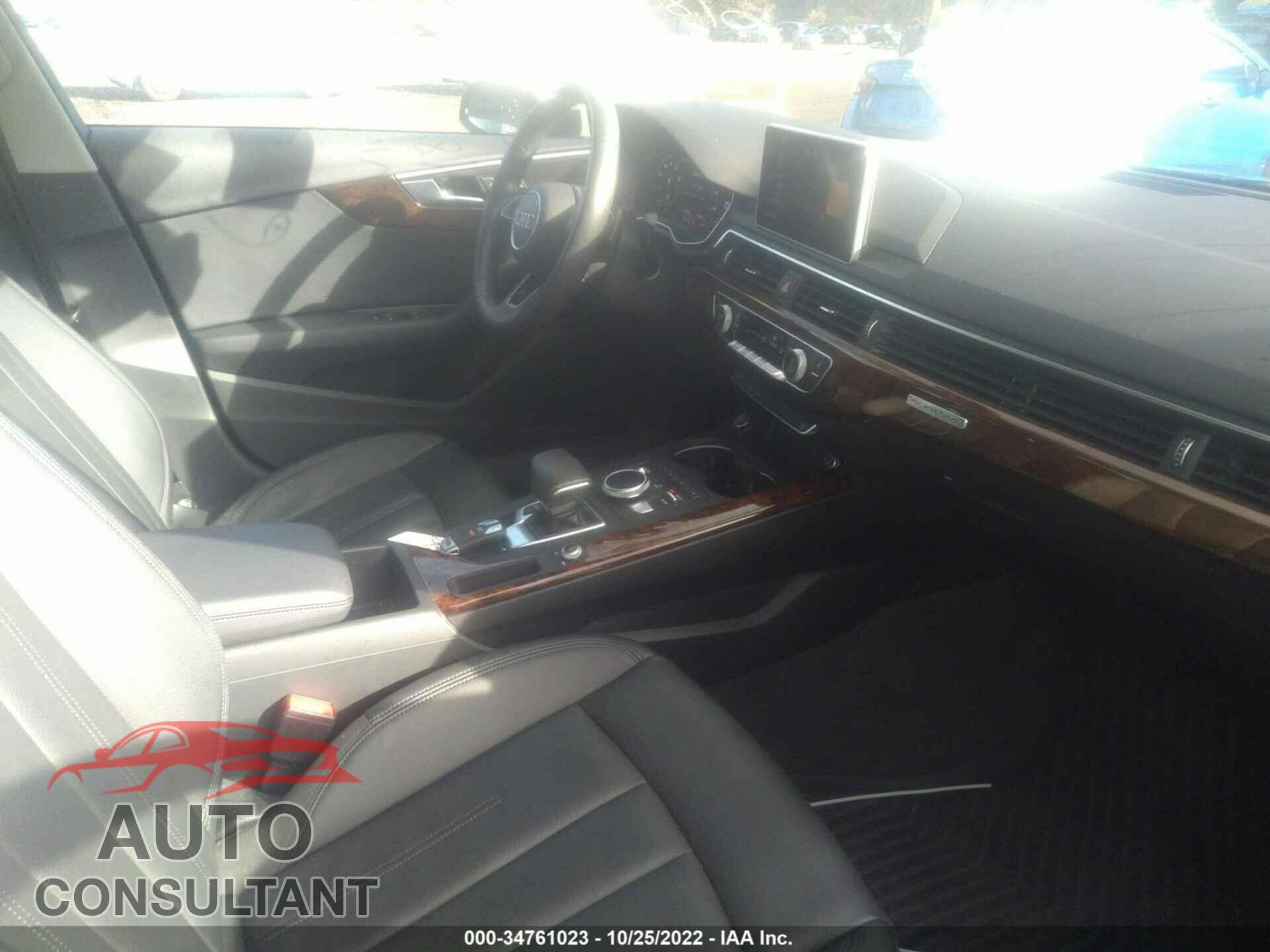 AUDI A4 2018 - WAUDNAF47JN018564