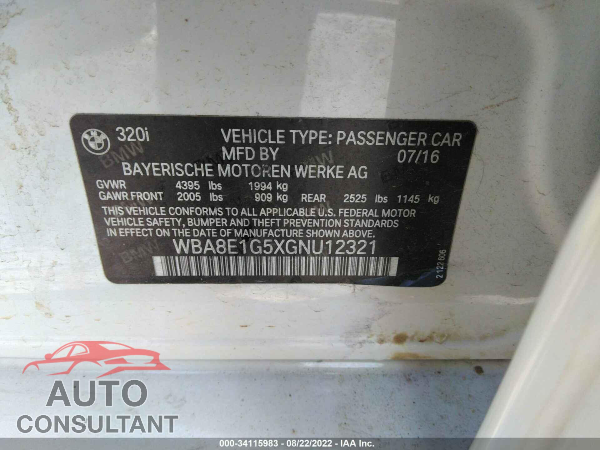 BMW 3 SERIES 2016 - WBA8E1G5XGNU12321
